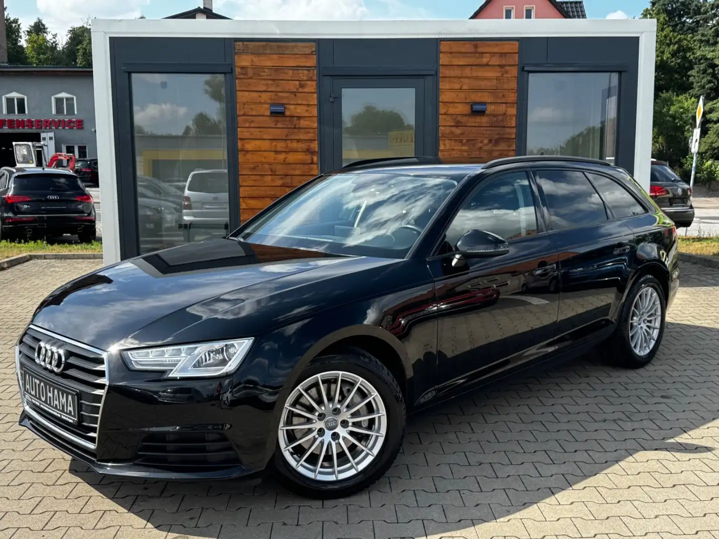 Audi A4 Avant 2.0 TDI S-Tronic *VIRTUAL*E-HECK*ZAHNR* Zwart - 1