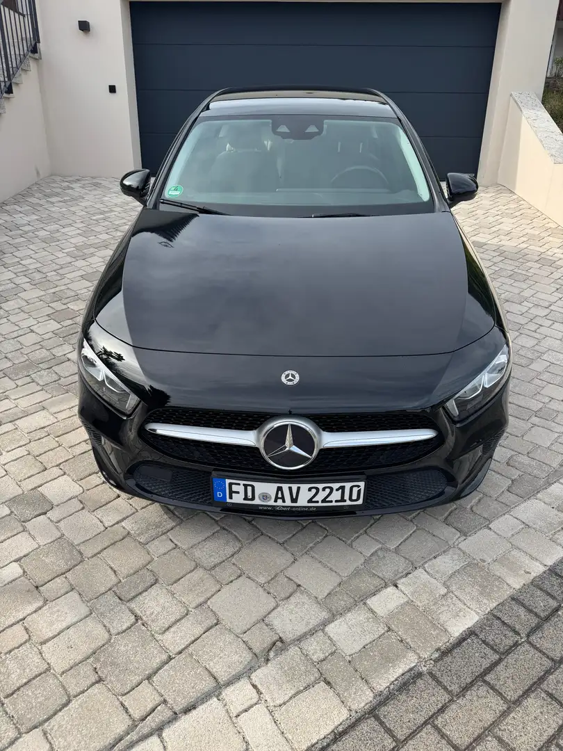 Mercedes-Benz A 180 A 180 Progressive Schwarz - 2