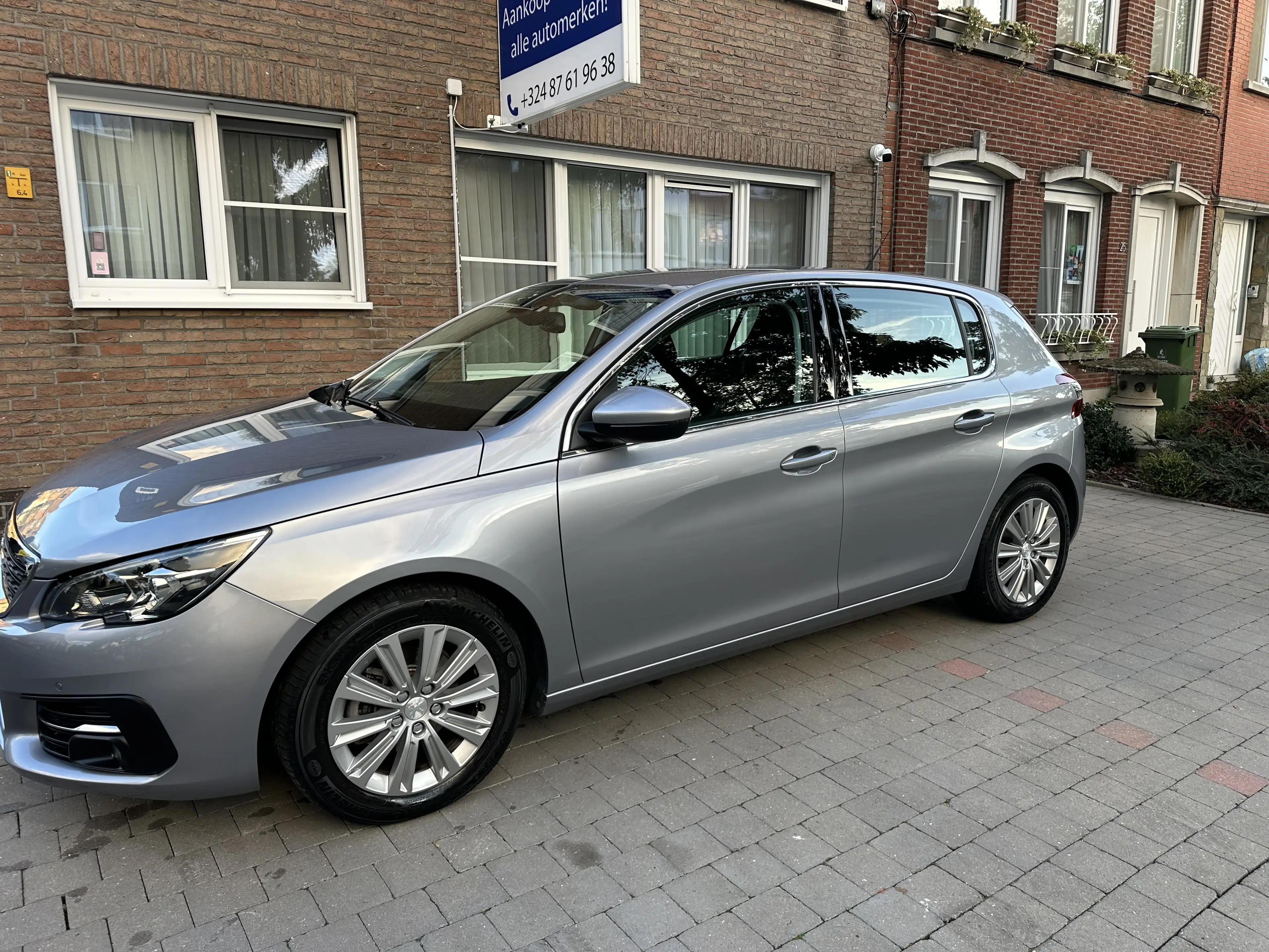 Peugeot 308 1.2i Automaat! Nieuwstaat*Airco*Navi*Garantie! — photo 2