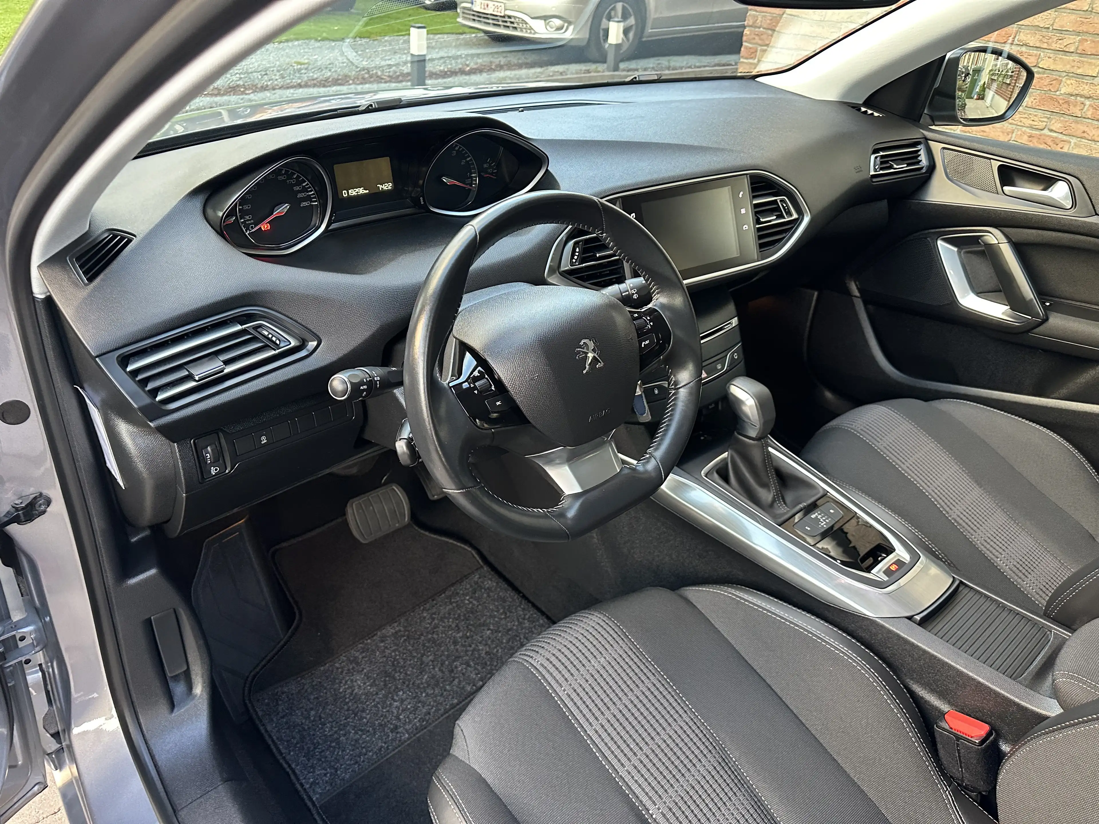 Peugeot 308 1.2i Automaat! Nieuwstaat*Airco*Navi*Garantie! — photo 12
