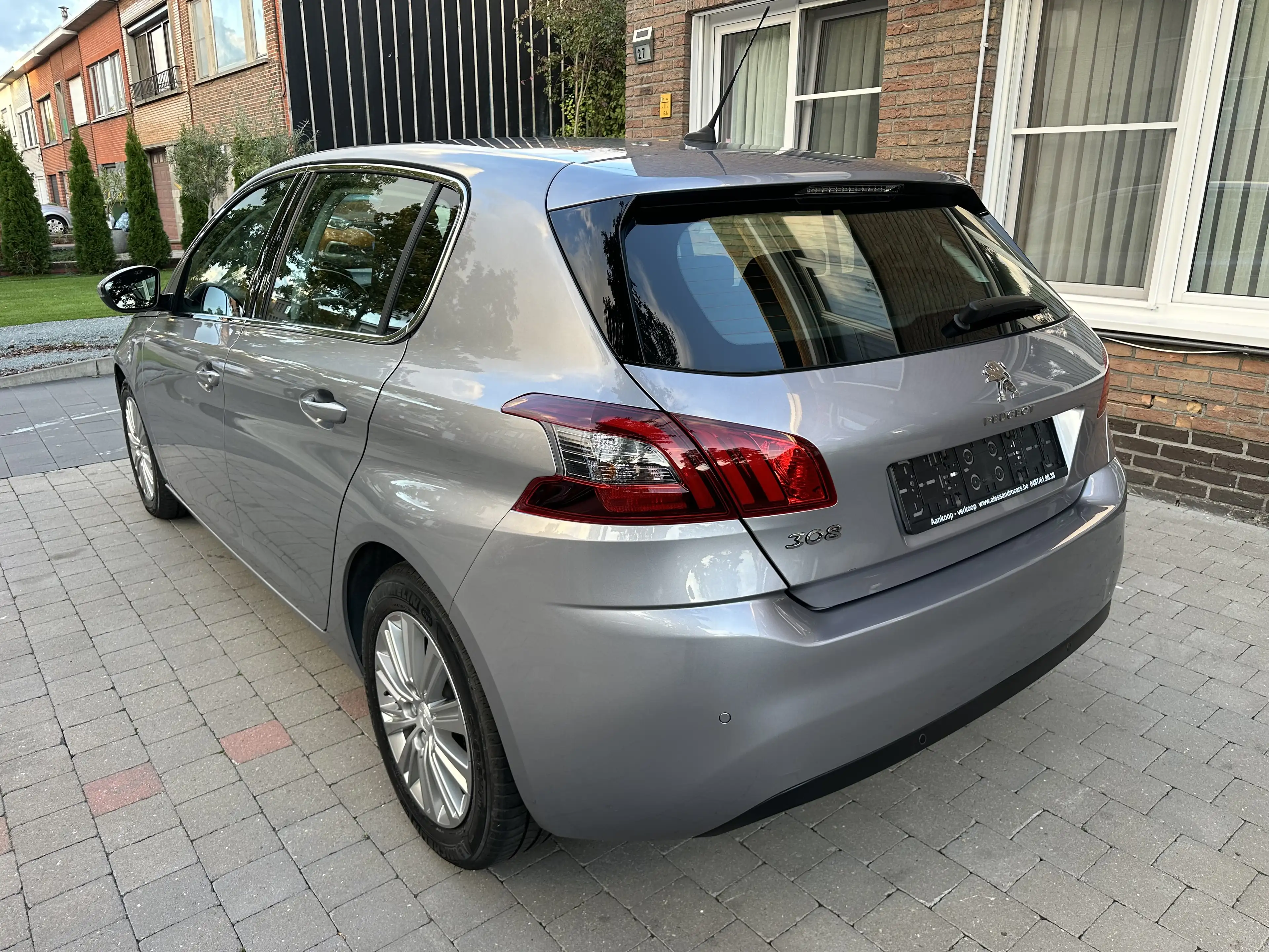 Peugeot 308 1.2i Automaat! Nieuwstaat*Airco*Navi*Garantie! — photo 3