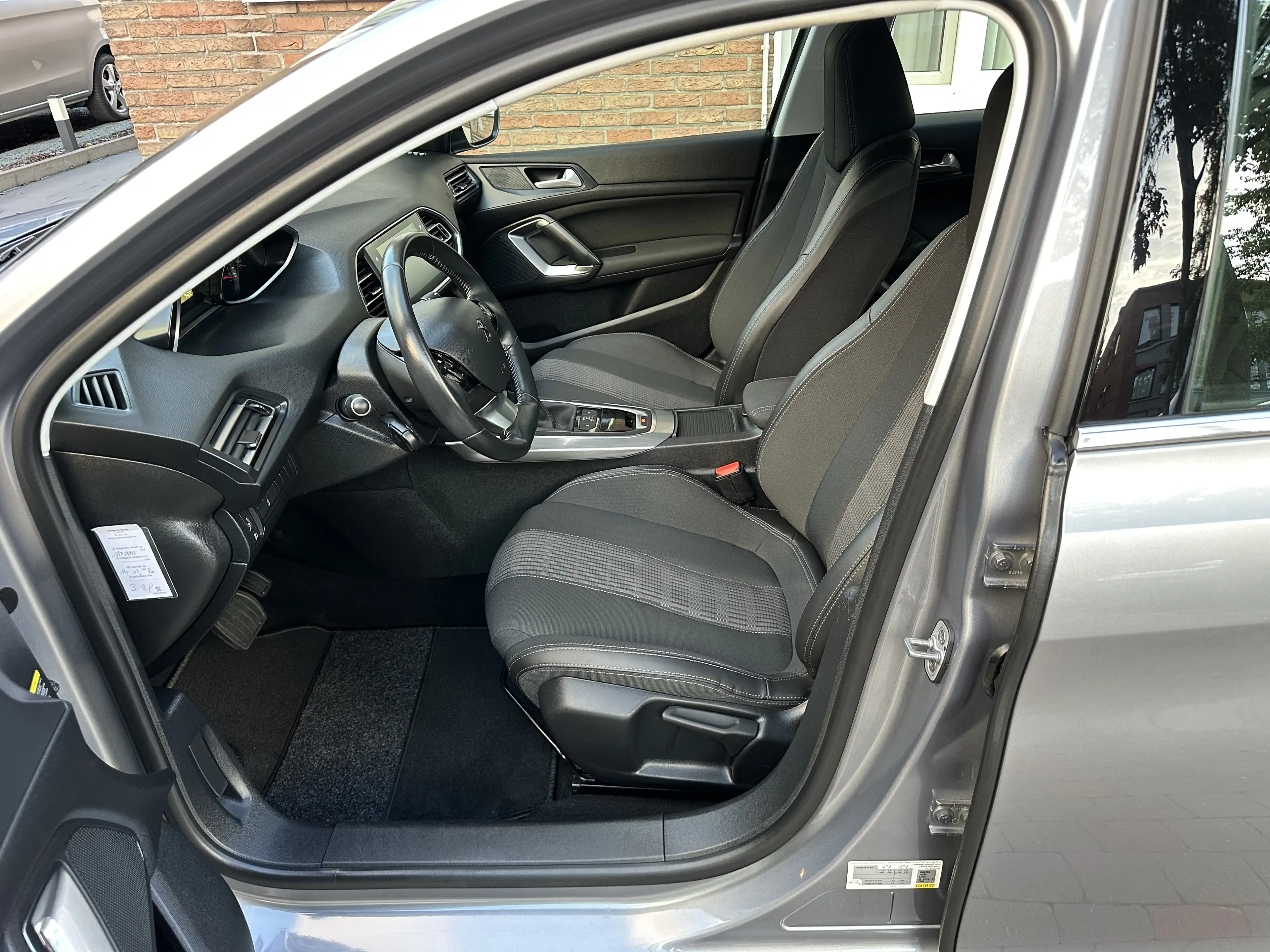 Peugeot 308 1.2i Automaat! Nieuwstaat*Airco*Navi*Garantie! — photo 8