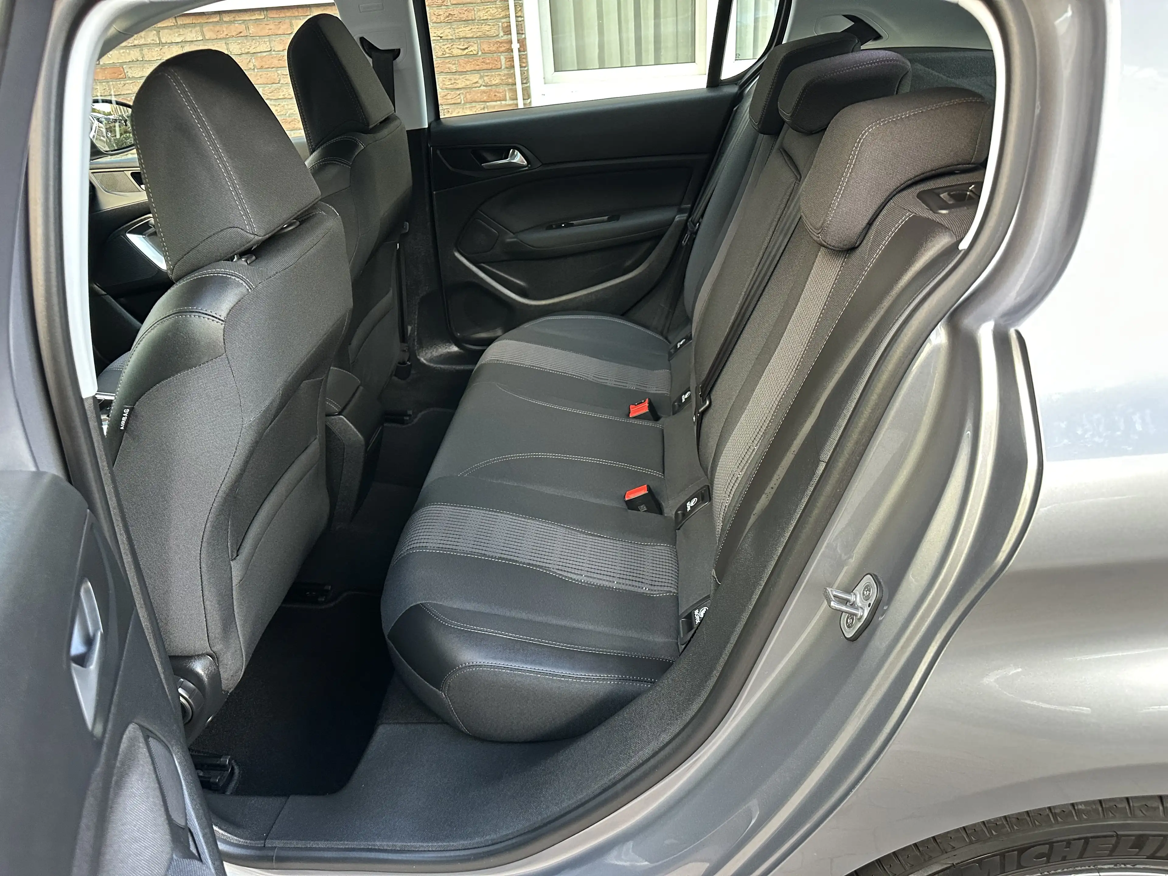 Peugeot 308 1.2i Automaat! Nieuwstaat*Airco*Navi*Garantie! — photo 14