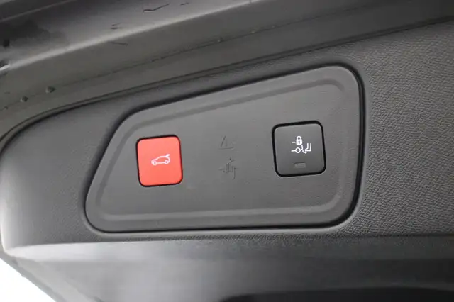 Peugeot 3008 view 12