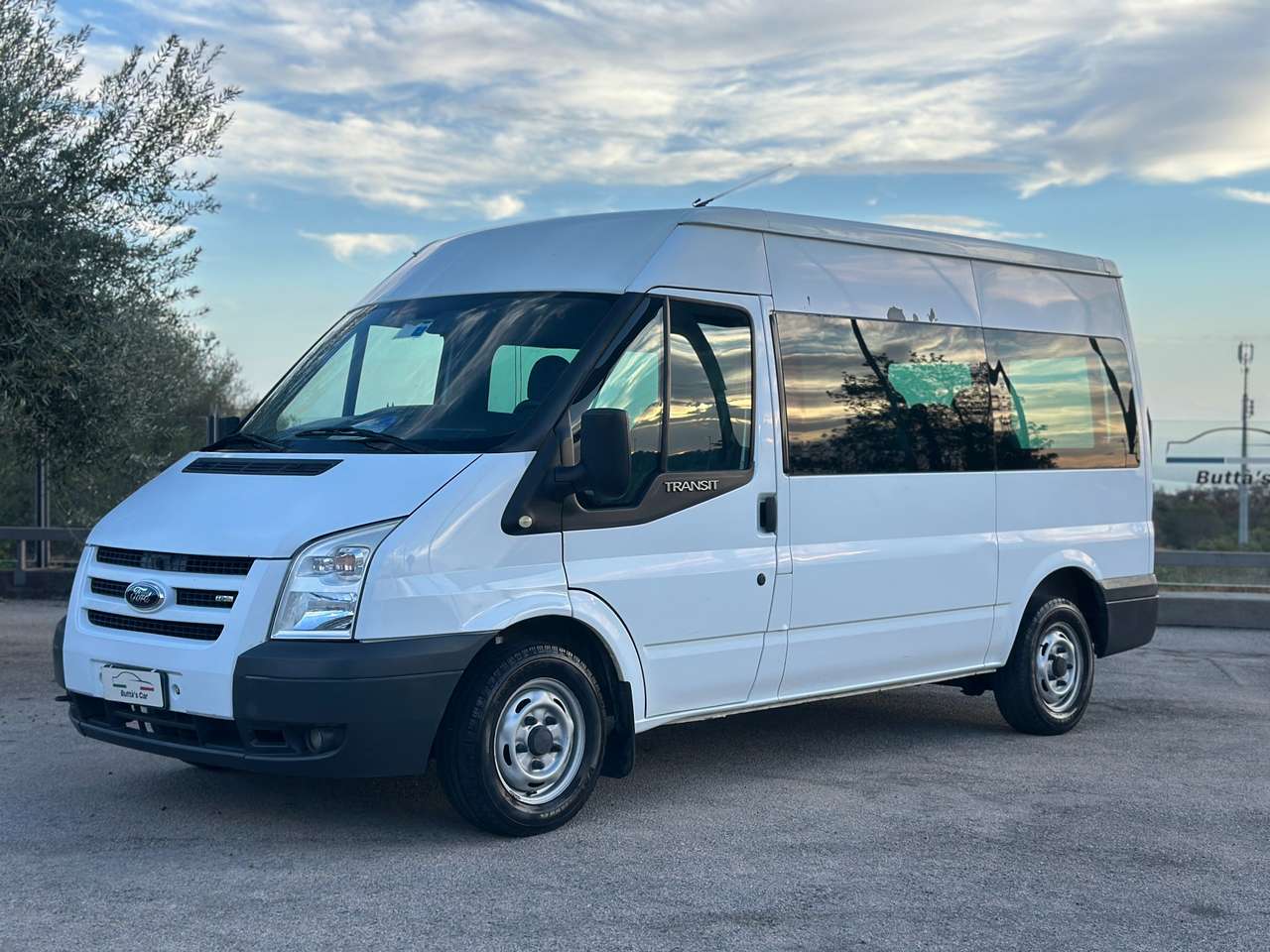 Ford Transit Bus Transit 9 Posti Passo Lungo Tetto Alto
