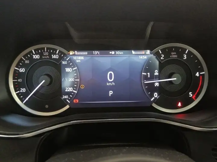 Jaguar F-Pace 2023, foto 15