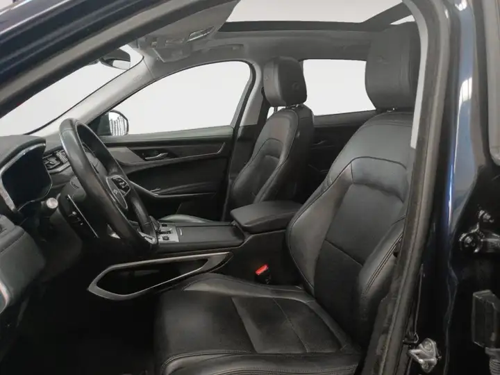 Jaguar F-Pace 2023, foto 9