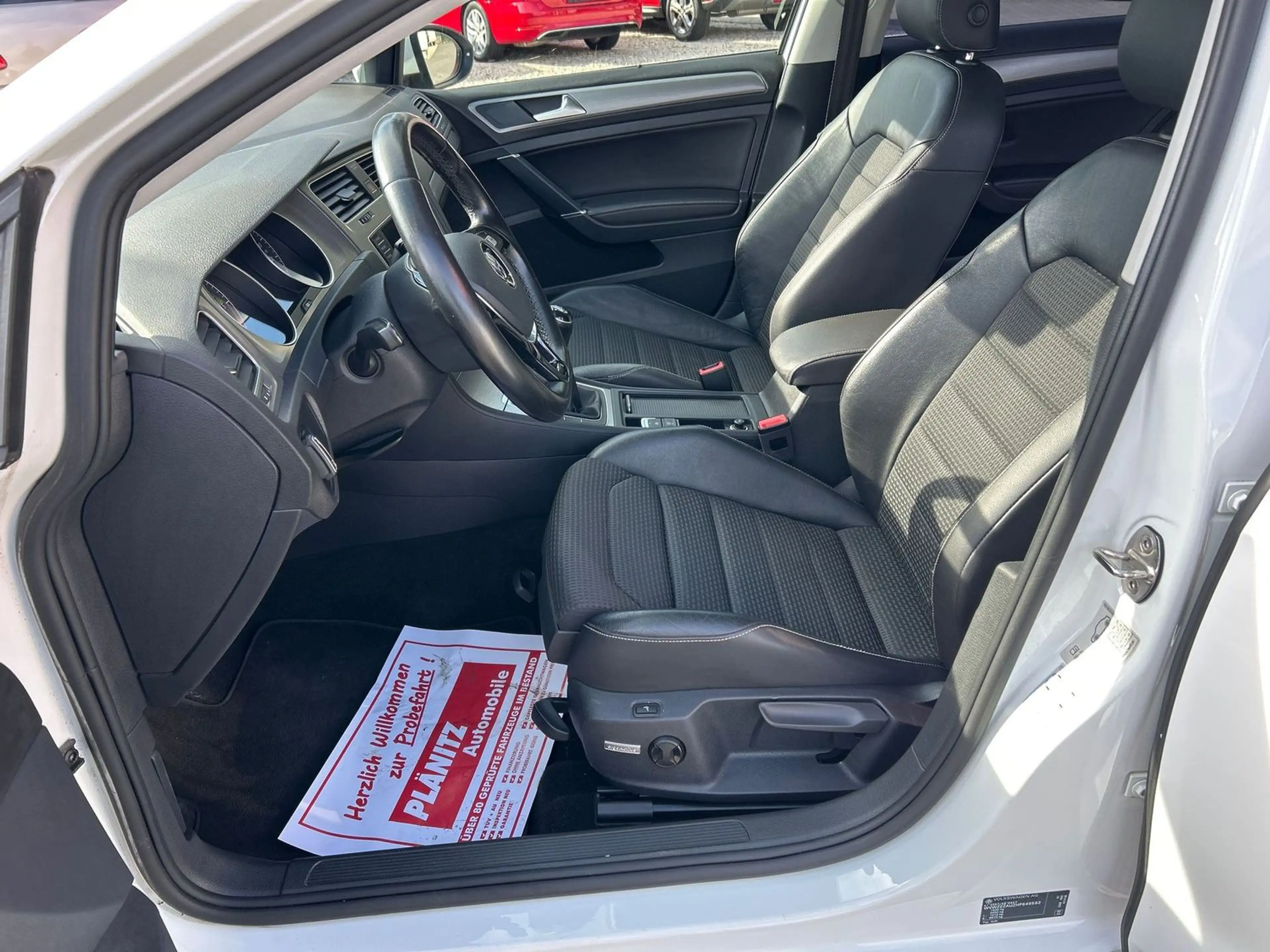 Volkswagen Golf Comfortline BMT / Xenon / Teilleder / 8xAlufelgen — photo 12