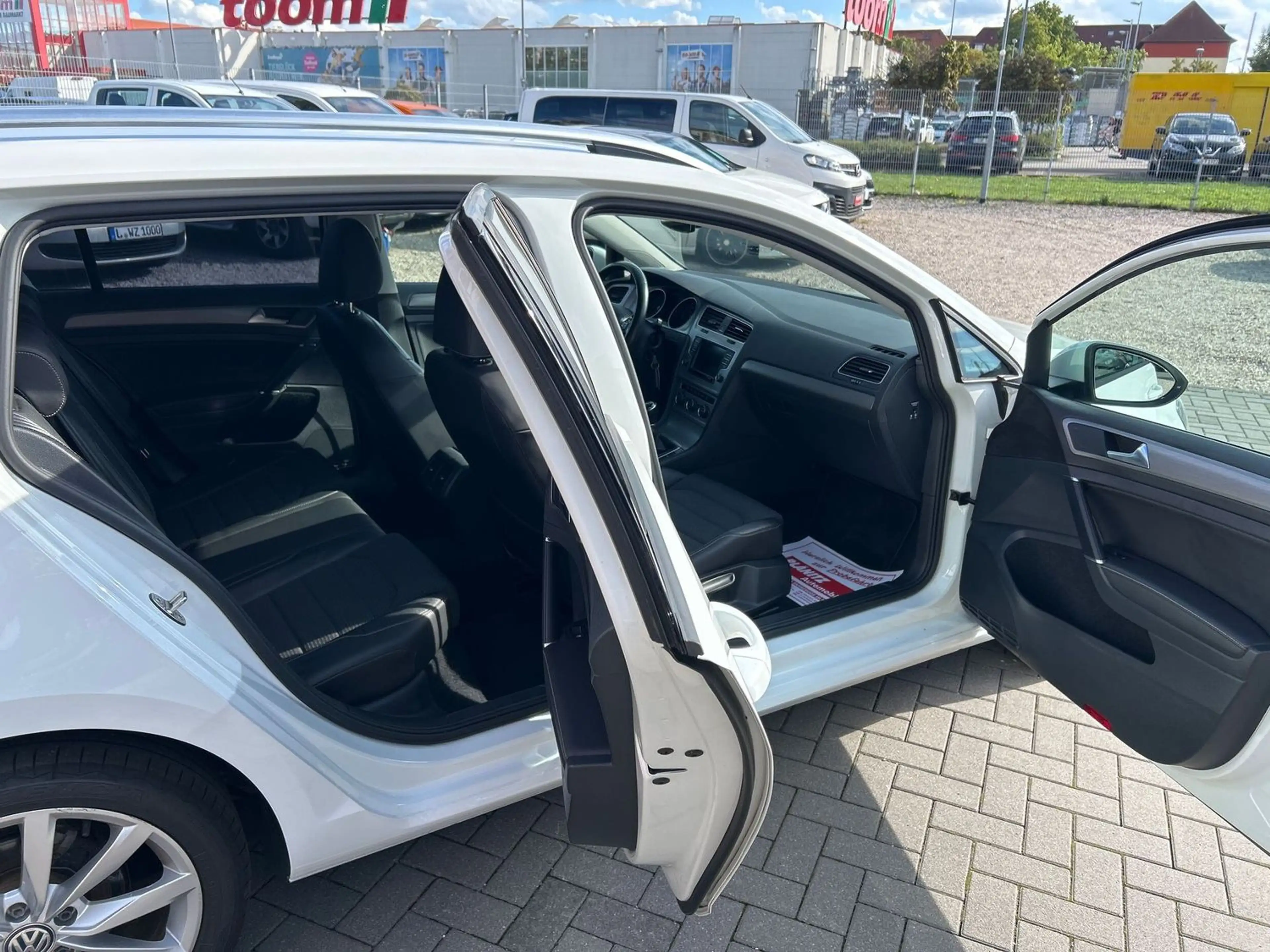 Volkswagen Golf Comfortline BMT / Xenon / Teilleder / 8xAlufelgen — photo 7