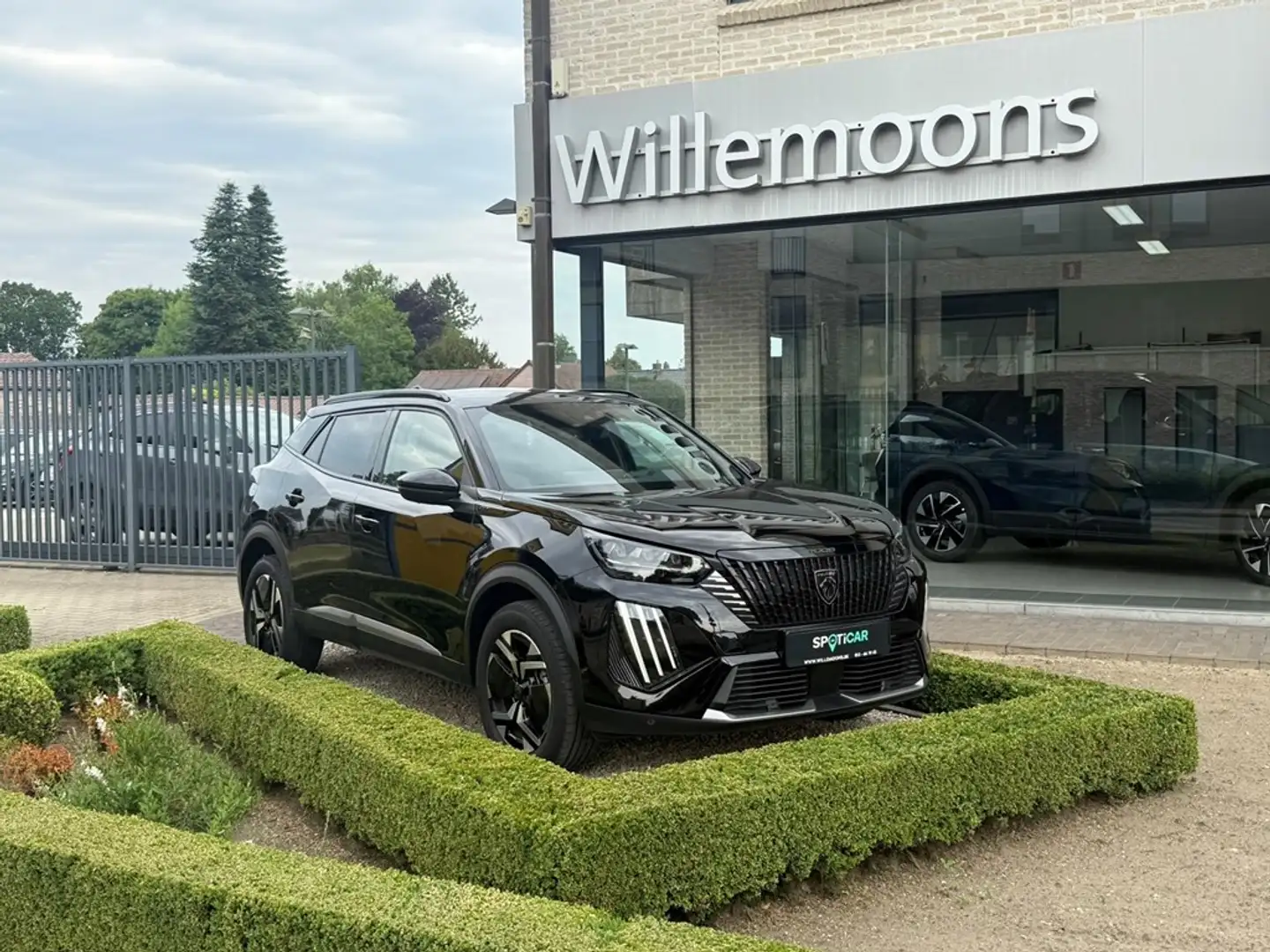 Peugeot 2008 GT 1.2 Turbo 130PK AT8 *Navi*Camera*LED Koplampen* Noir - 1