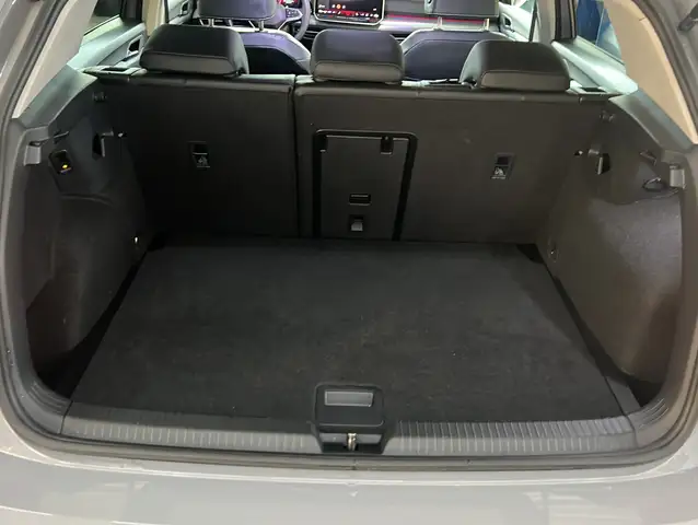 Volkswagen Golf view 15