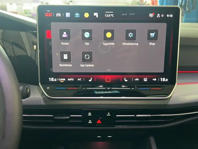 Volkswagen Golf view 10
