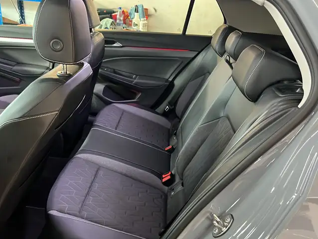 Volkswagen Golf view 14