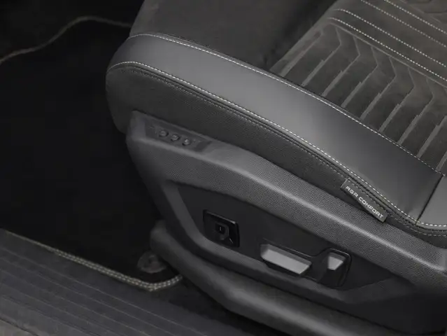 Peugeot 3008 view 9