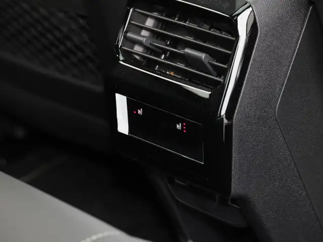 Peugeot 3008 view 14