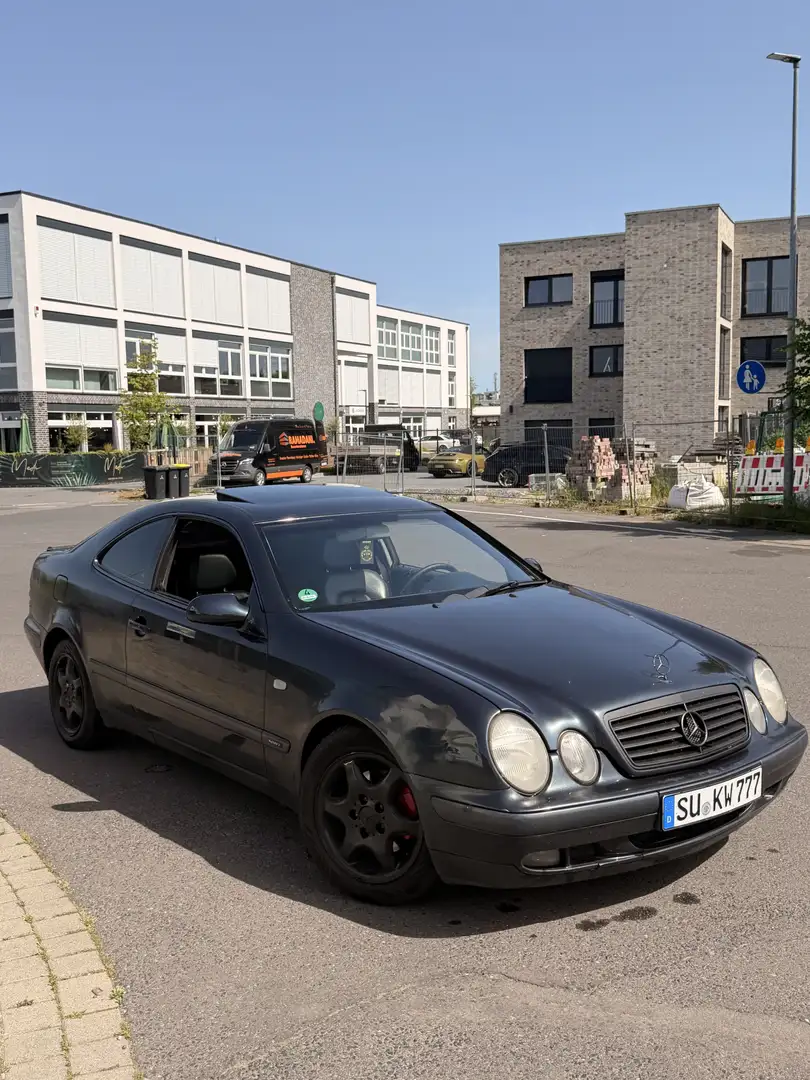 Mercedes-Benz CLK 230 Coupe Kompressor Sport - 1
