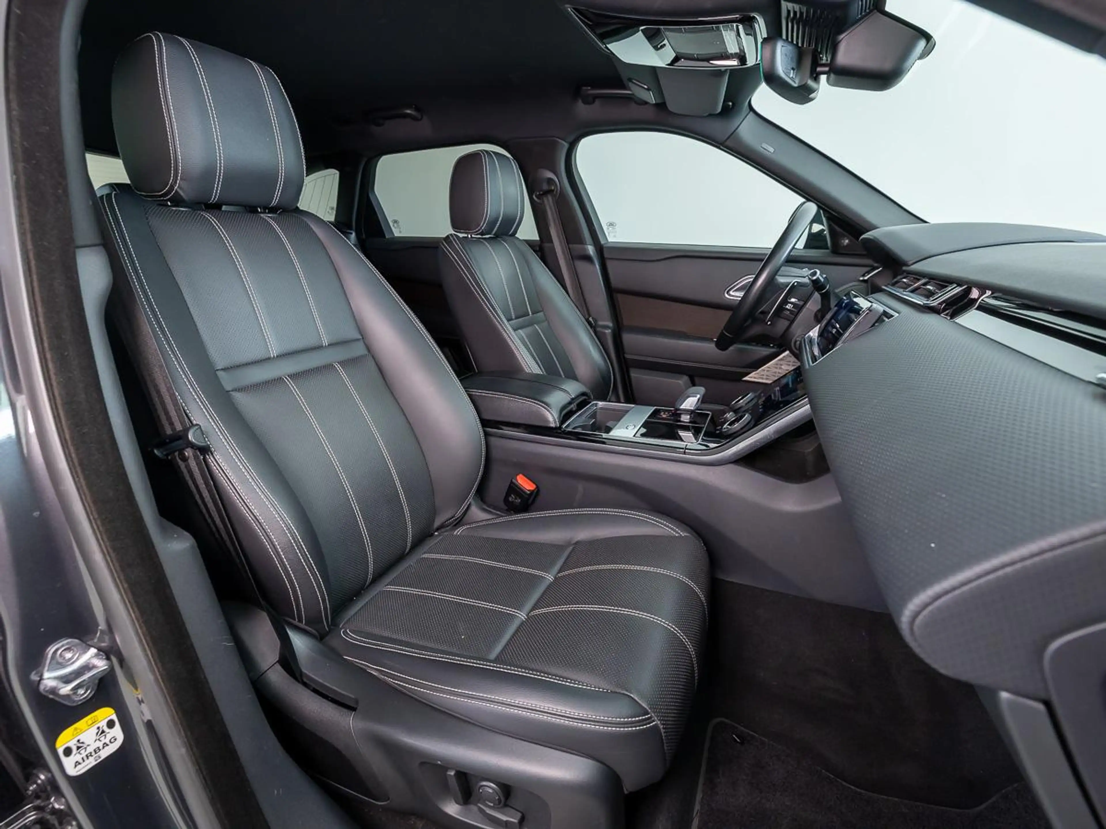 Land Rover Range Rover Velar 2.0 P400e Edition | Trekhaak | Head-Up | Meridian — photo 3