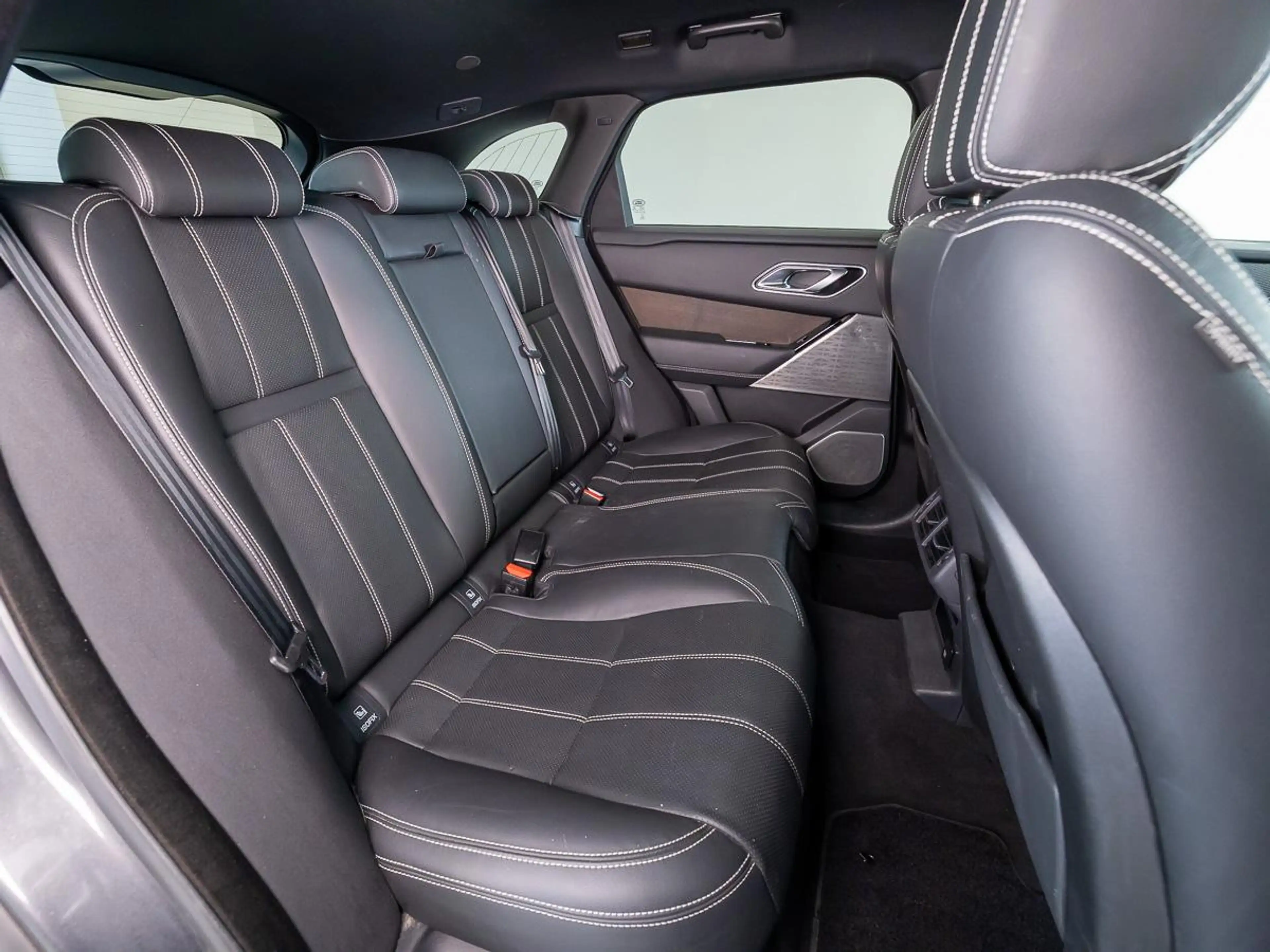 Land Rover Range Rover Velar 2.0 P400e Edition | Trekhaak | Head-Up | Meridian — photo 5