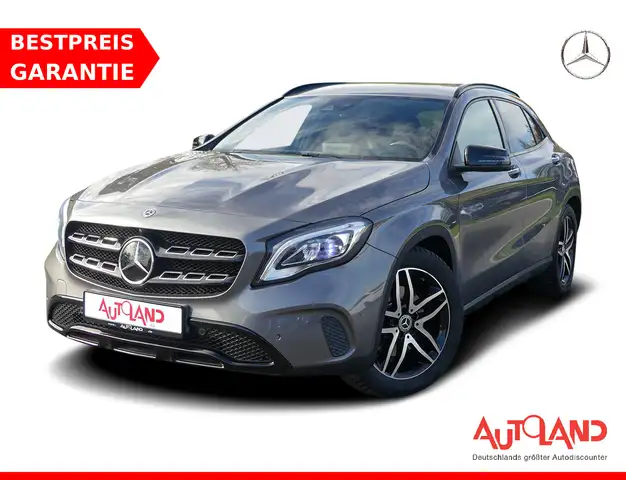 Mercedes-Benz GLA 220 4Matic Urban LED Navi ACC Totwinkel DAB