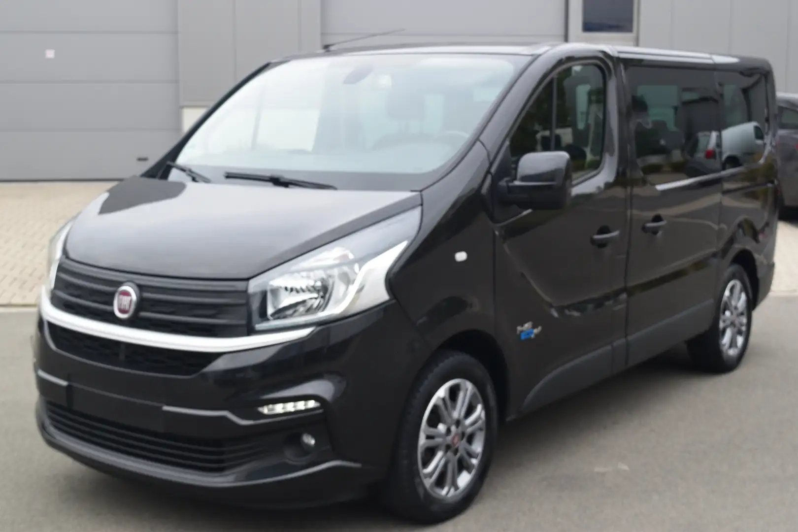Fiat Talento 1.6 Twin Ecojet 8pl Noir - 1