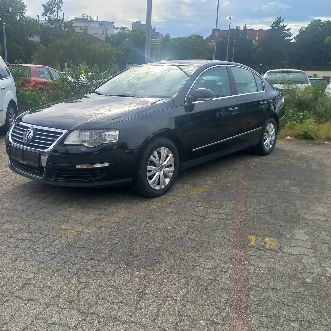 Volkswagen Passat Highline 1,9 TDI 105ps Bluemotion - 1