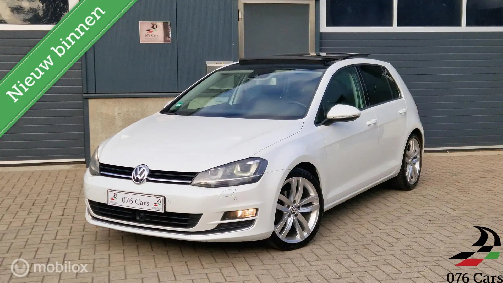 Volkswagen Golf 1.4 TSI ACT Highline /PANO/XENON/VOL OPTIES/ - 1