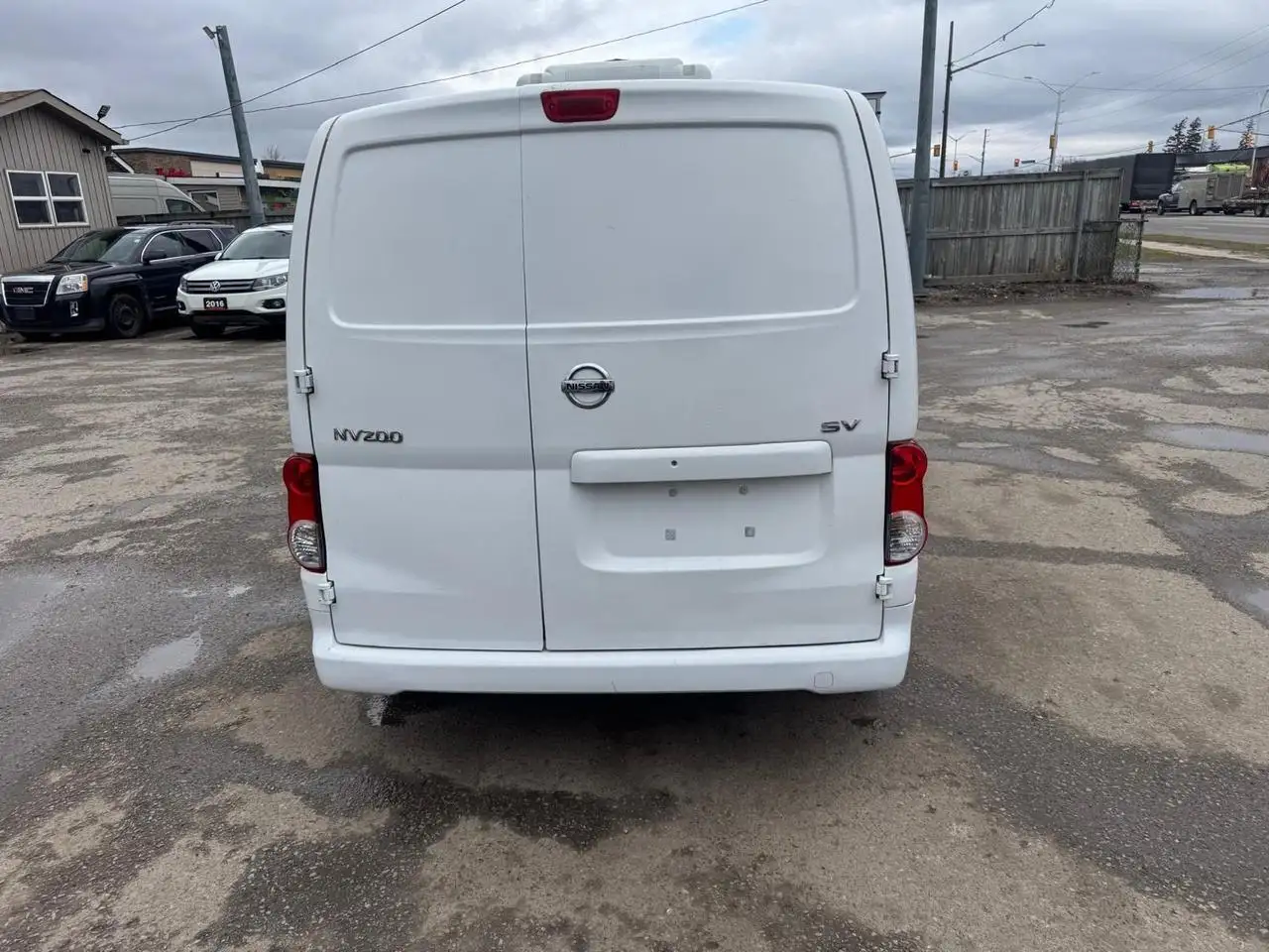 Nissan NV200 снимка Nissan NV200