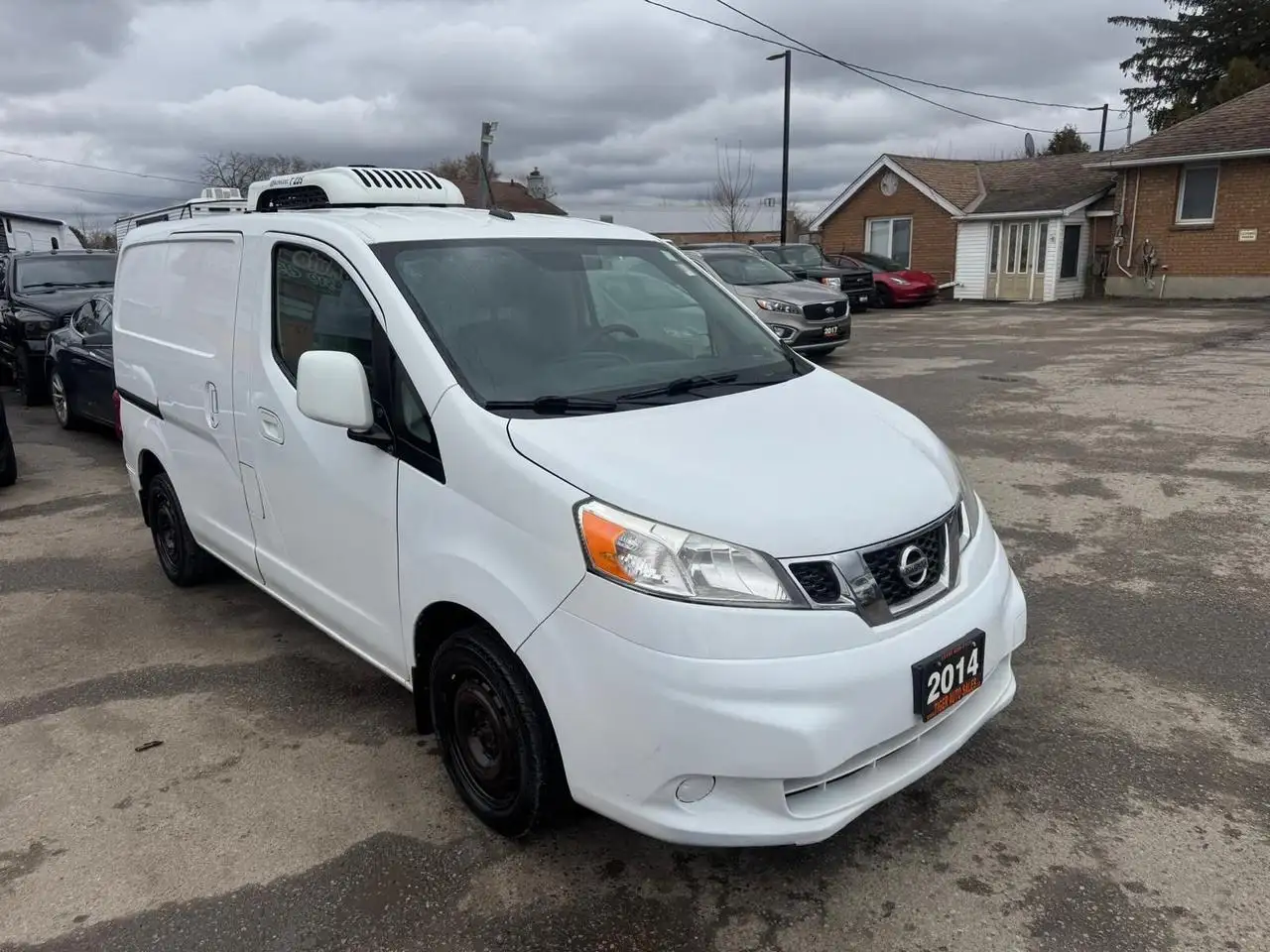 Nissan NV200 снимка Nissan NV200