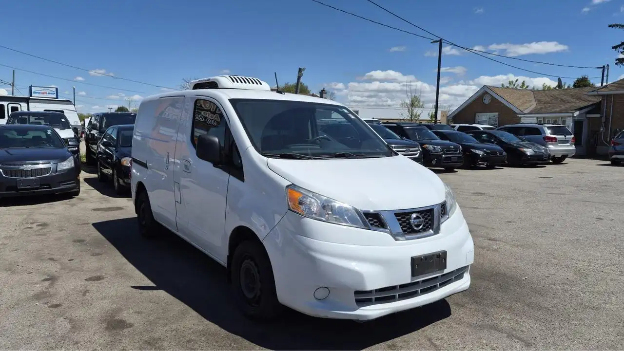 Nissan NV200 photo Nissan NV200