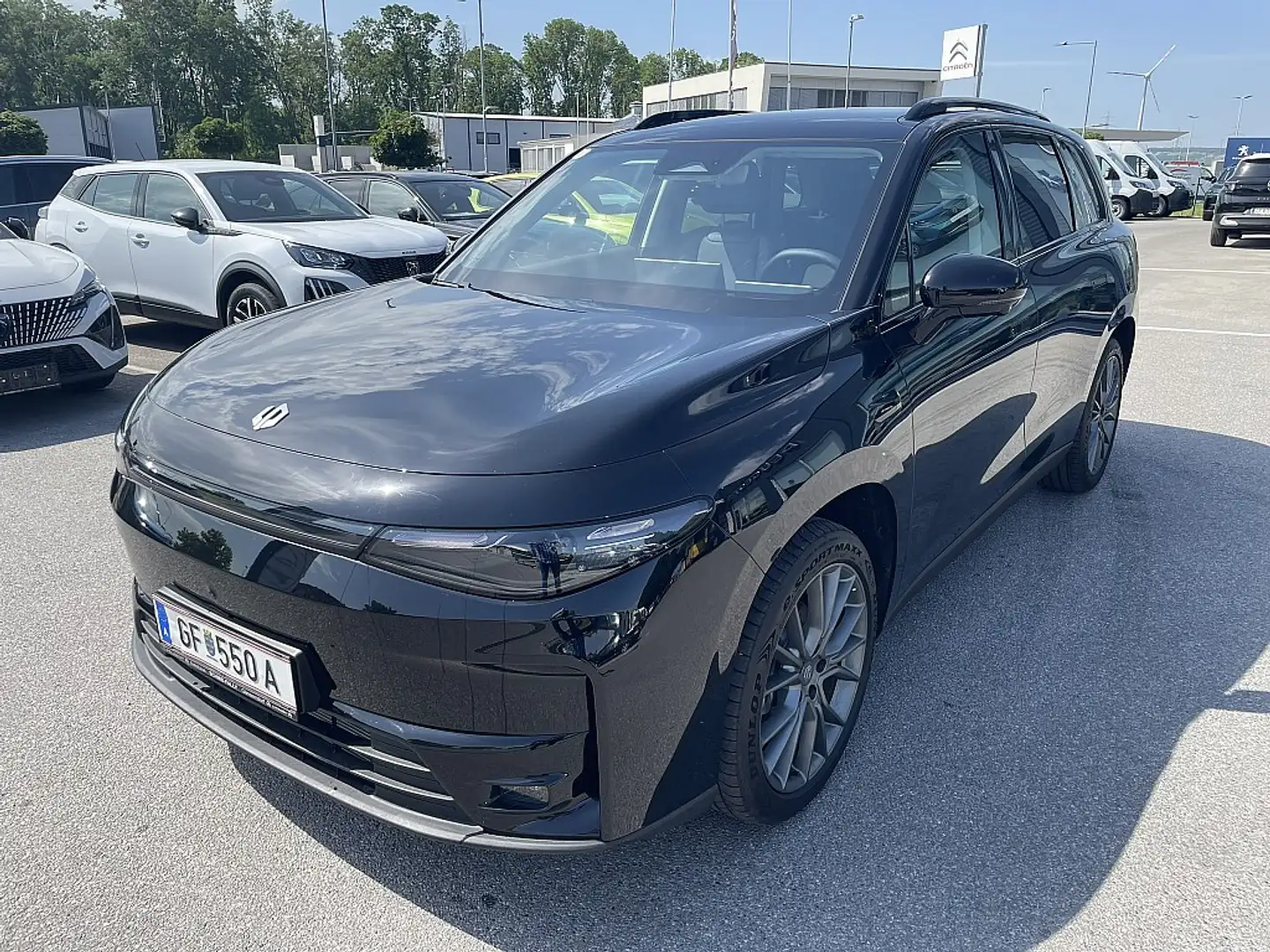 Leapmotor C10 REEV 28,4kWh Design Schwarz - 1