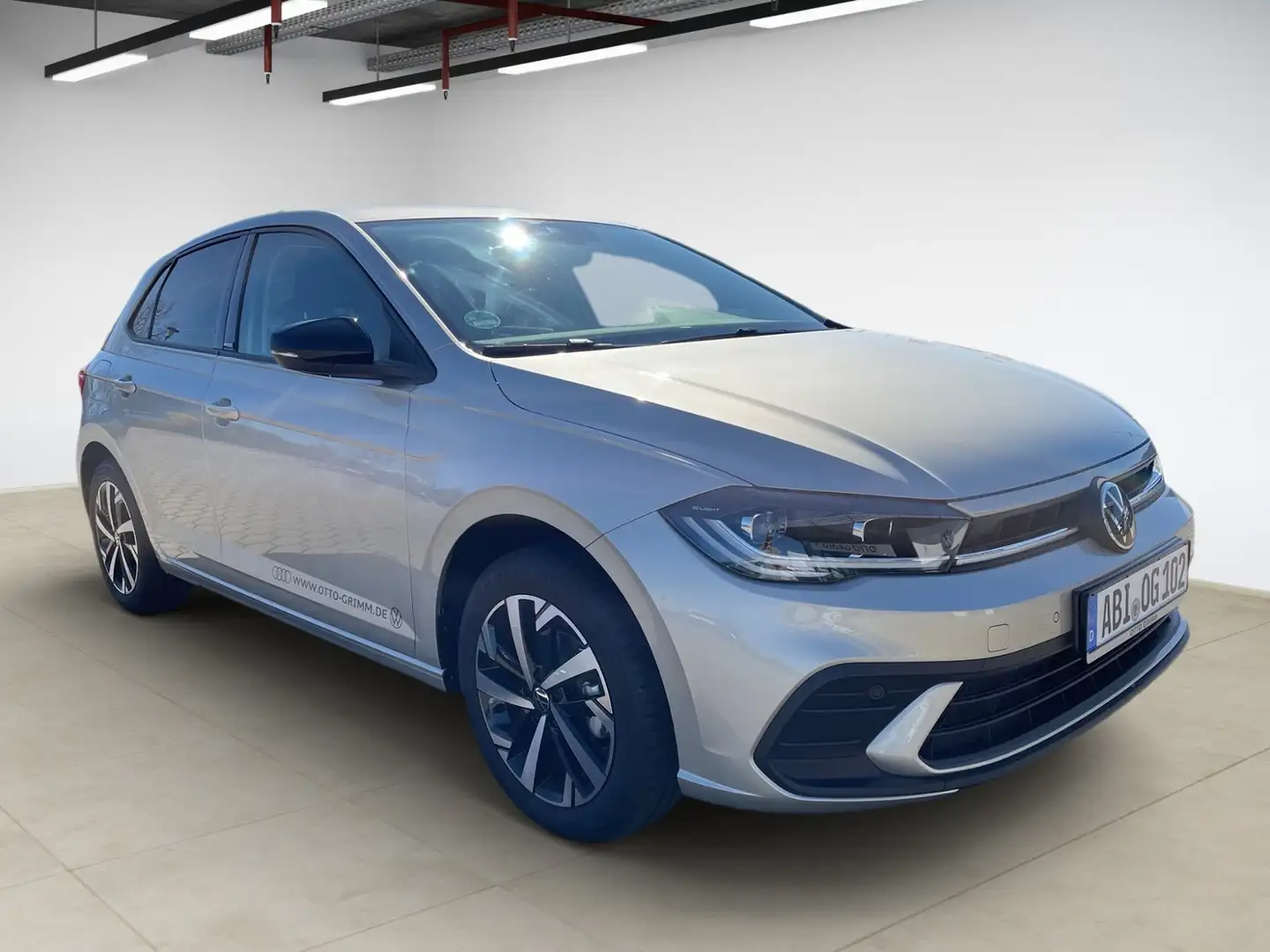 Volkswagen Polo 1.0 TSI Move LED-Matrix Kamera Silber - 2