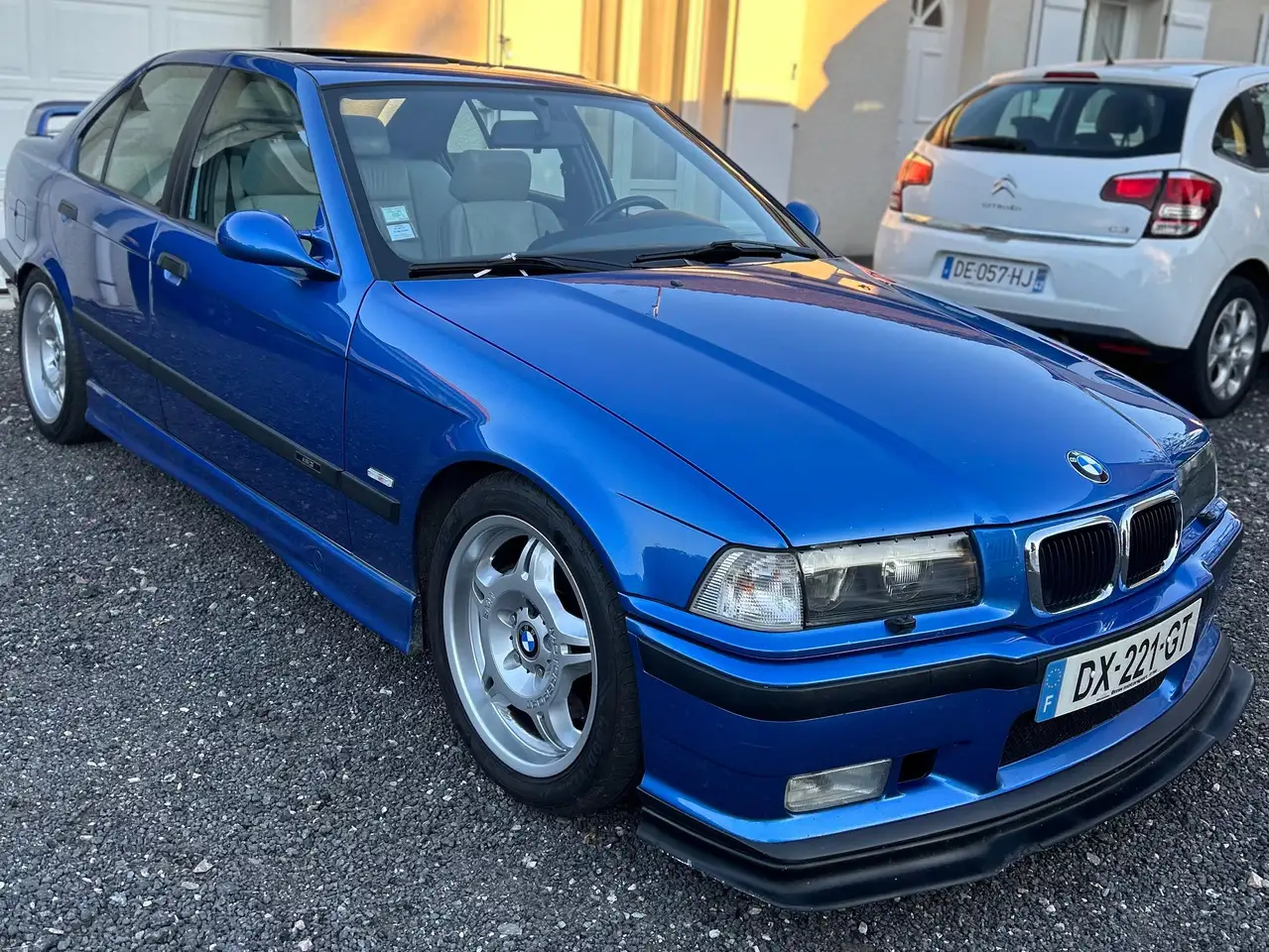 BMW M3 3.2, foto 2