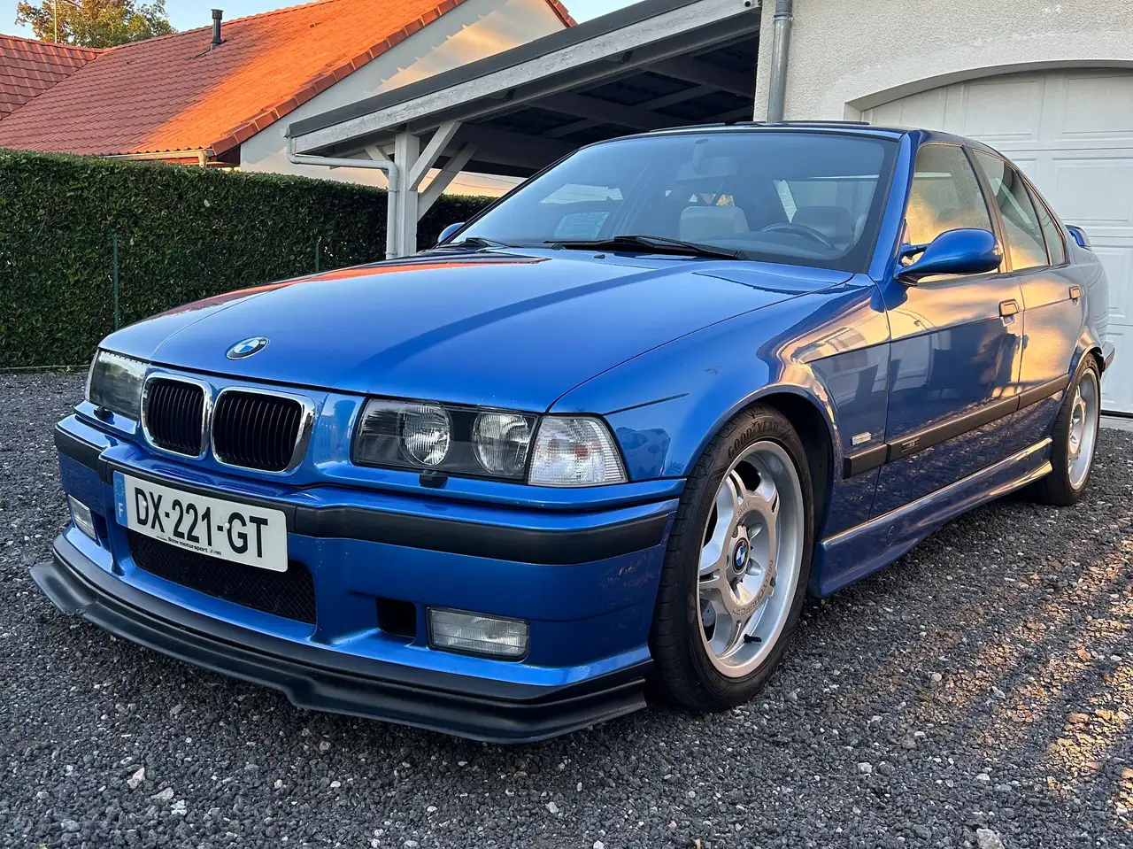 BMW M3 3.2, foto 1