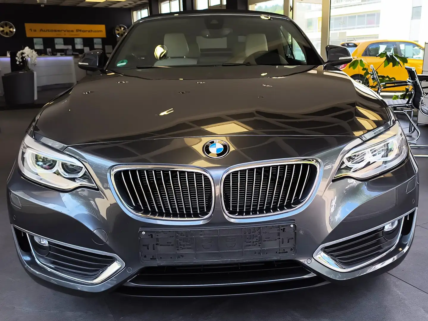 BMW 228 228 i Cabrio/Leder-beige/Navig.-Sitzh.-Bi-Xe-TOP.- Grau - 2