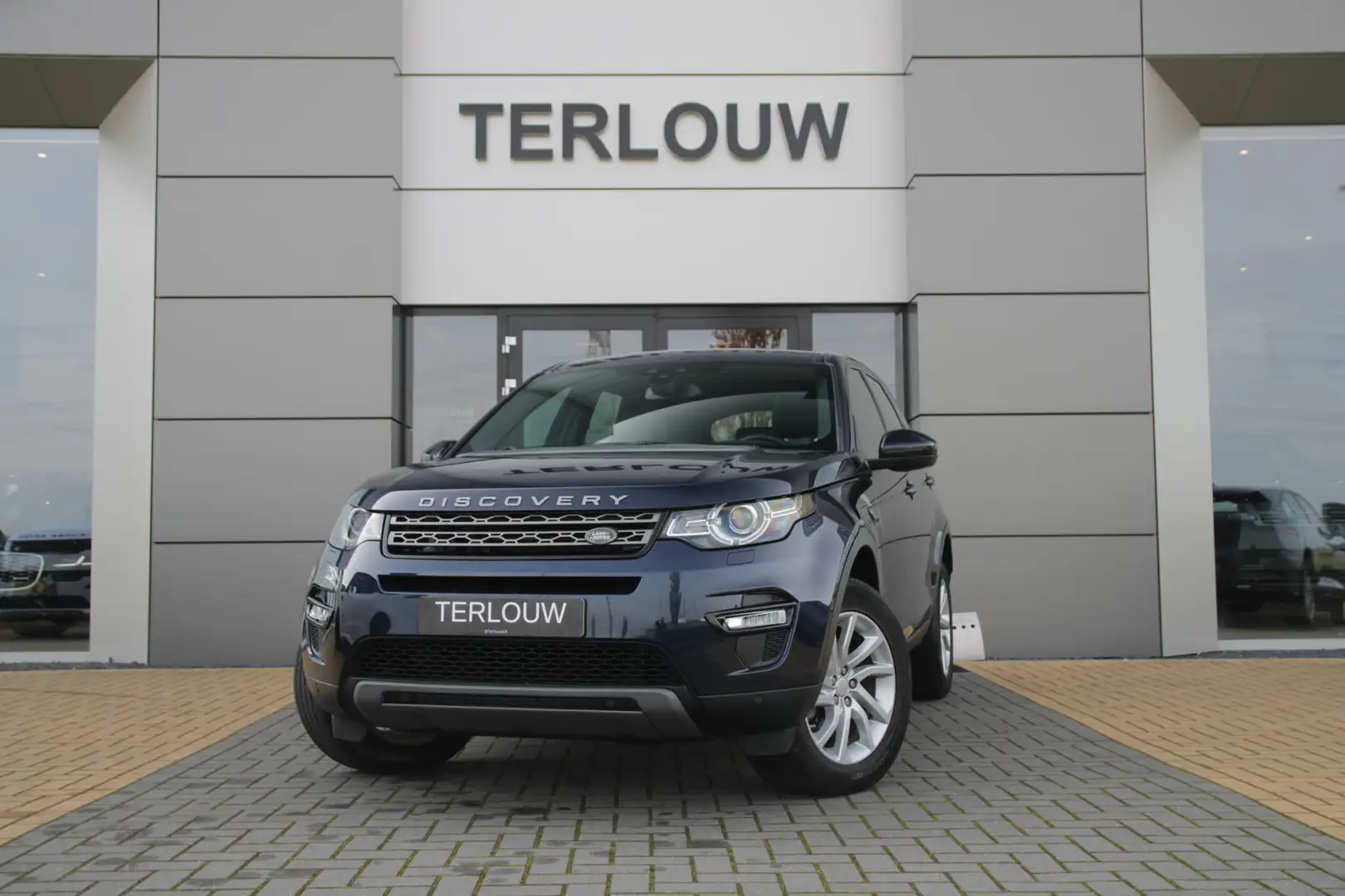 Land Rover Discovery Sport 2.0 Si4 SE Blauw - 1