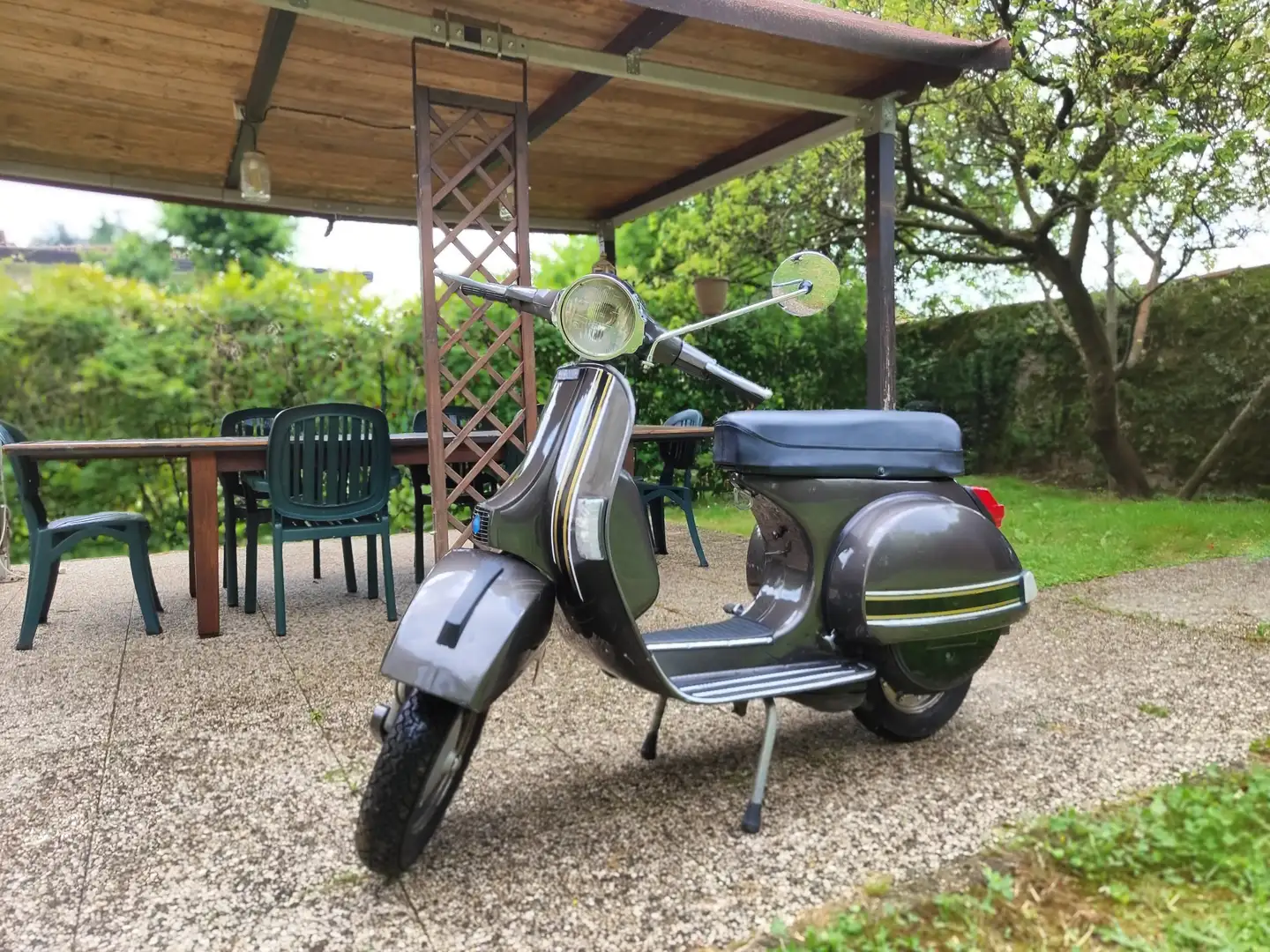 Vespa PX 125 Gri - 2