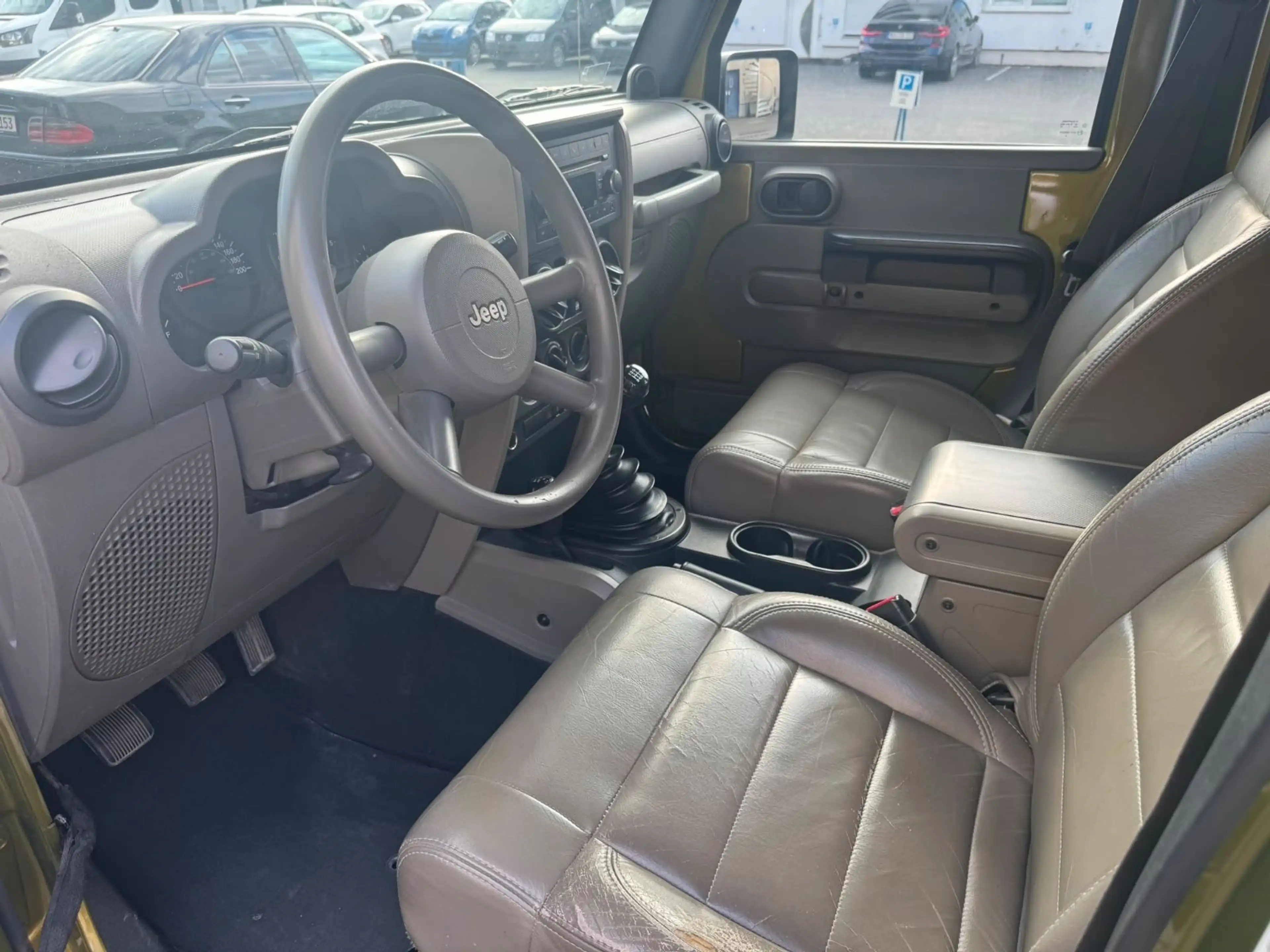 Jeep Wrangler Unlimited Sport Klima & Leder wenig KM* — photo 10