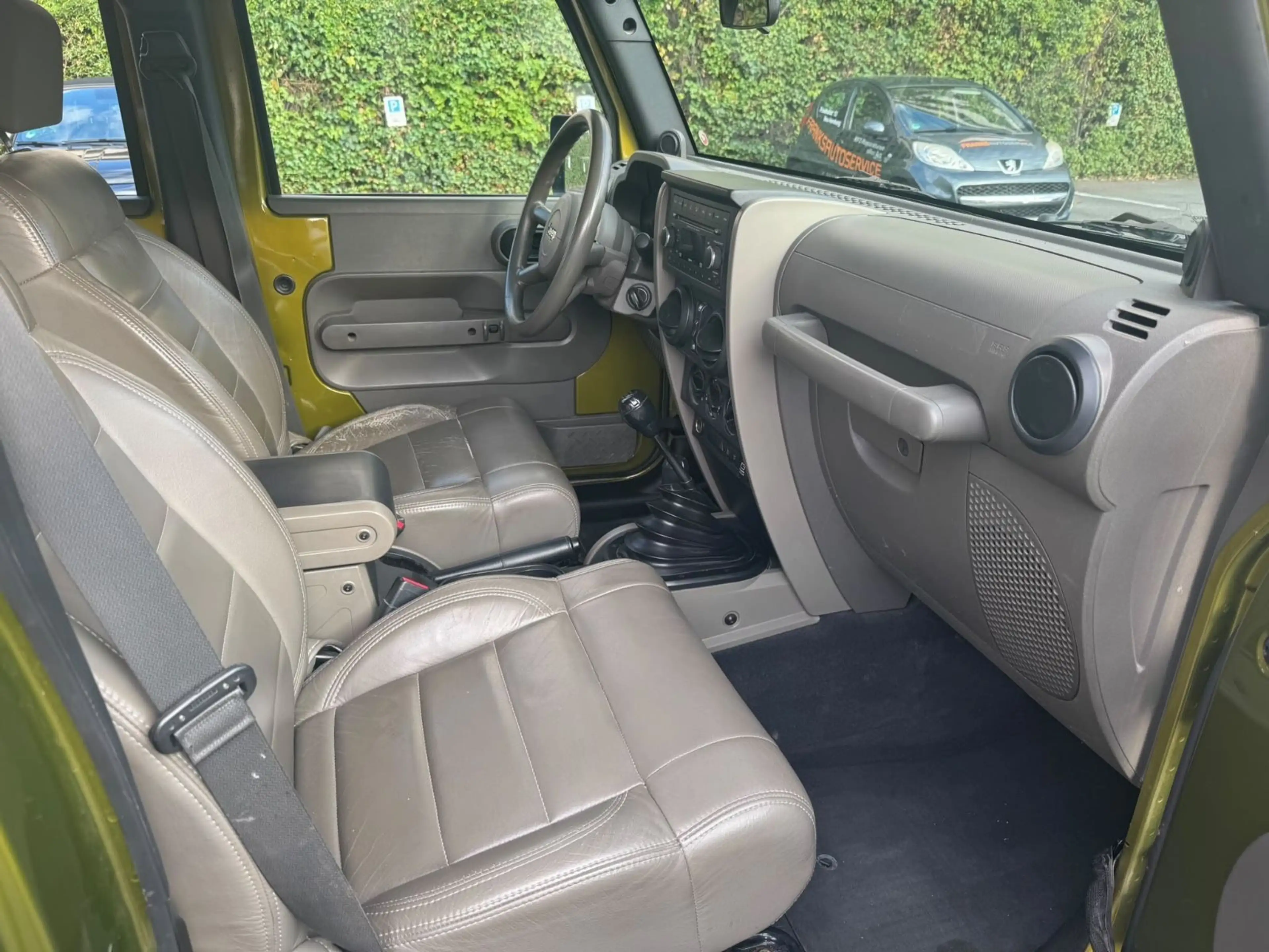 Jeep Wrangler Unlimited Sport Klima & Leder wenig KM* — photo 11
