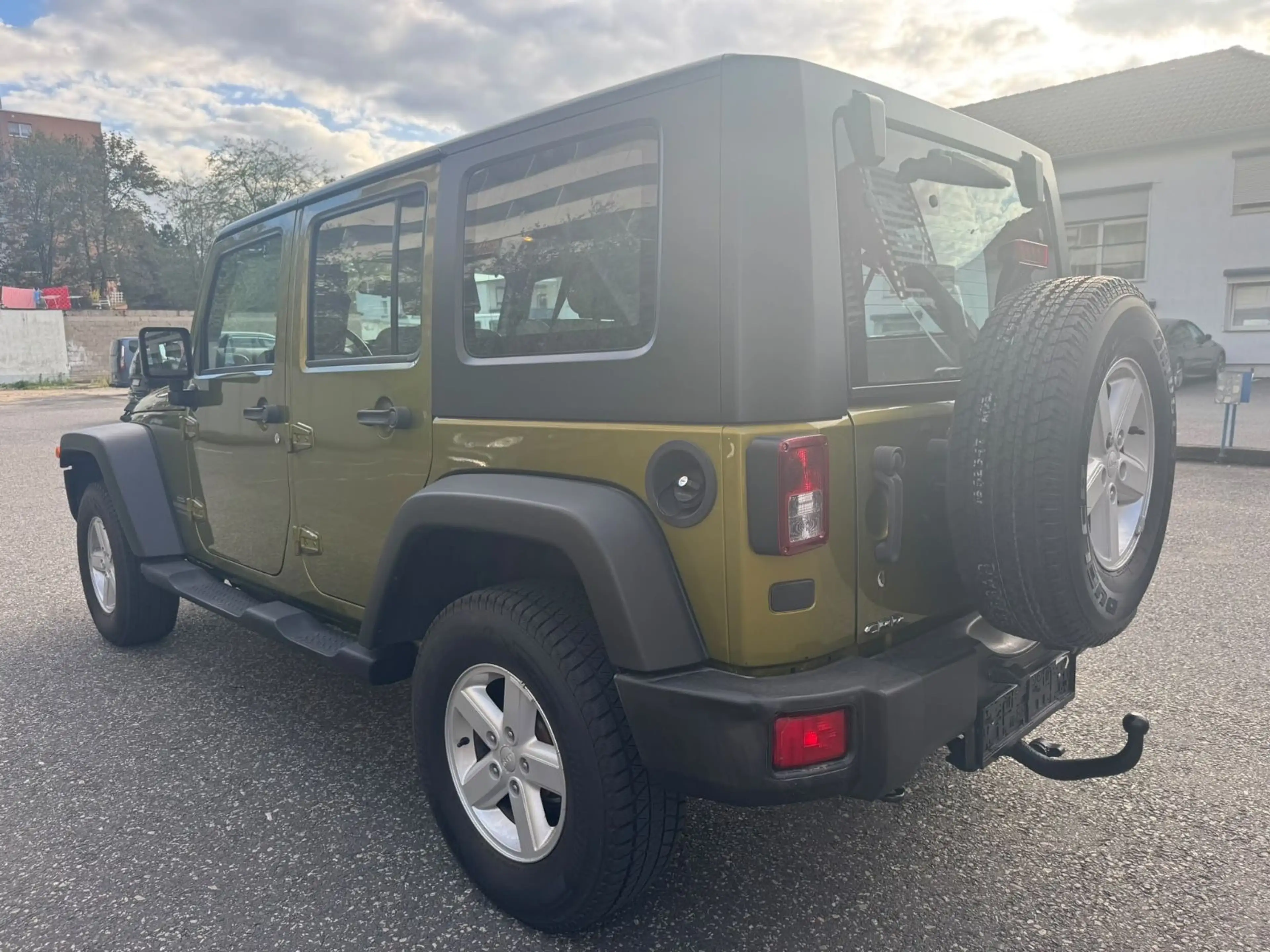 Jeep Wrangler Unlimited Sport Klima & Leder wenig KM* — photo 6