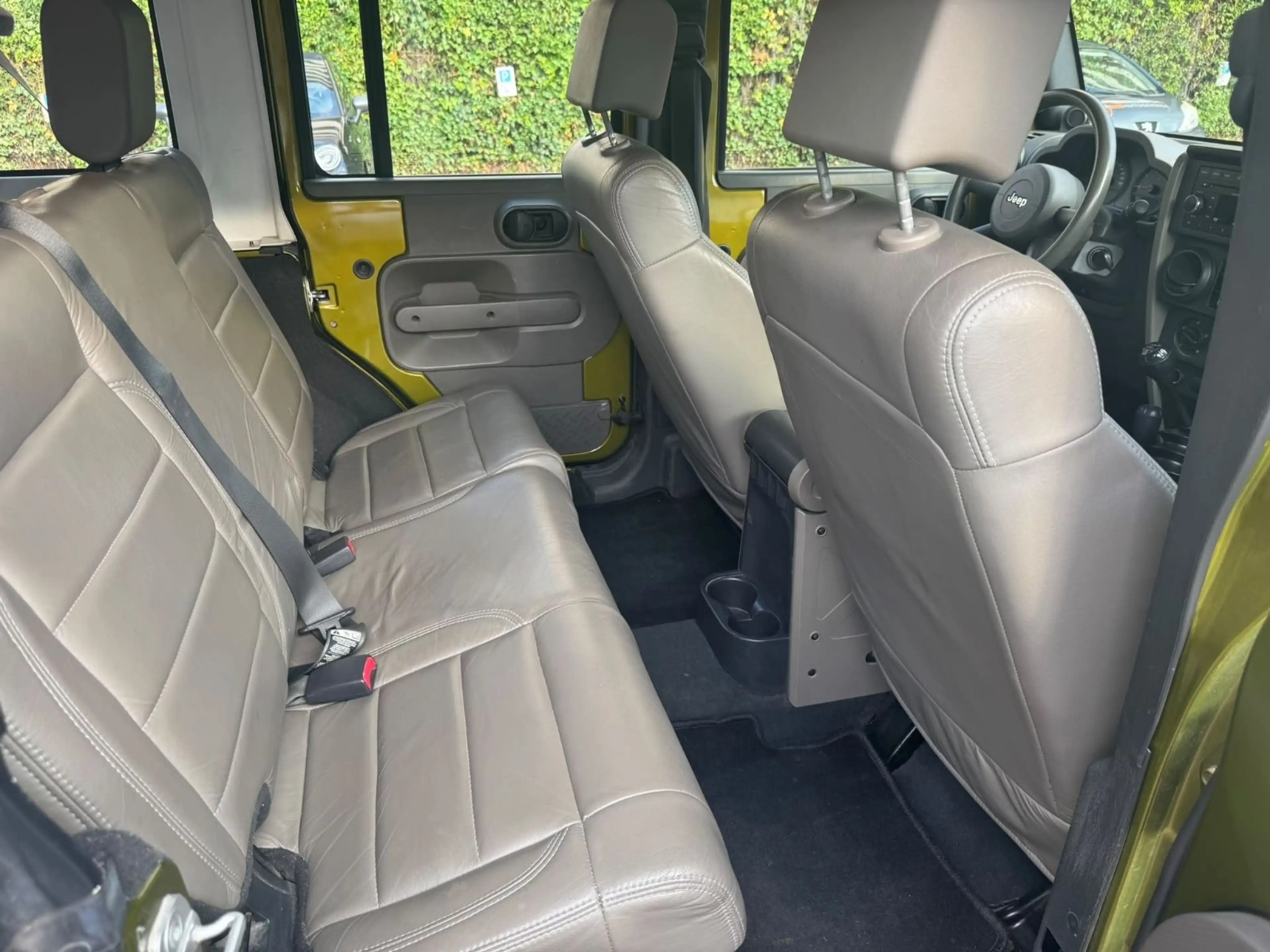 Jeep Wrangler Unlimited Sport Klima & Leder wenig KM* — photo 12