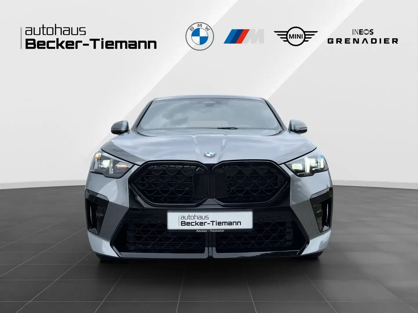 BMW X2 sDrive20i M-Sport Pro AHK Adapt.-LED Harman/Kardon Grau - 2