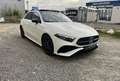 Mercedes-Benz A 180 180d 116ch AMG Line 8G-DCT Blanc - thumbnail 3