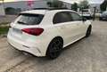 Mercedes-Benz A 180 180d 116ch AMG Line 8G-DCT Blanc - thumbnail 4