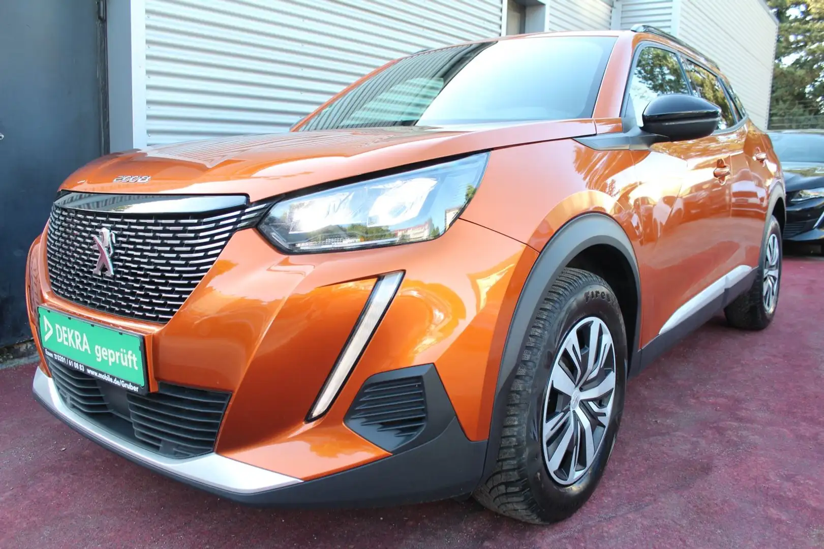 Peugeot 2008 ALLURE PACK KLIMA NAVI AHK KAMERA PDC LED Orange - 1