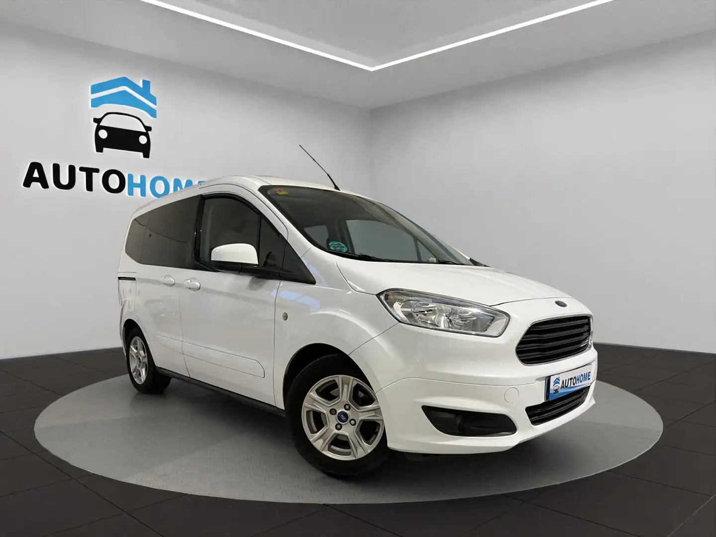 Ford Tourneo Courier 1.0 Ecoboost Trend - 2