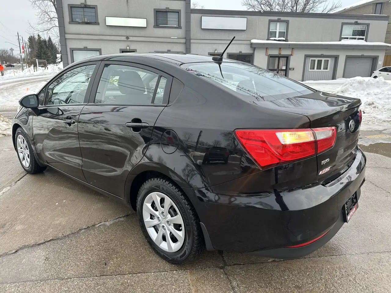 Kia Rio снимка Kia Rio