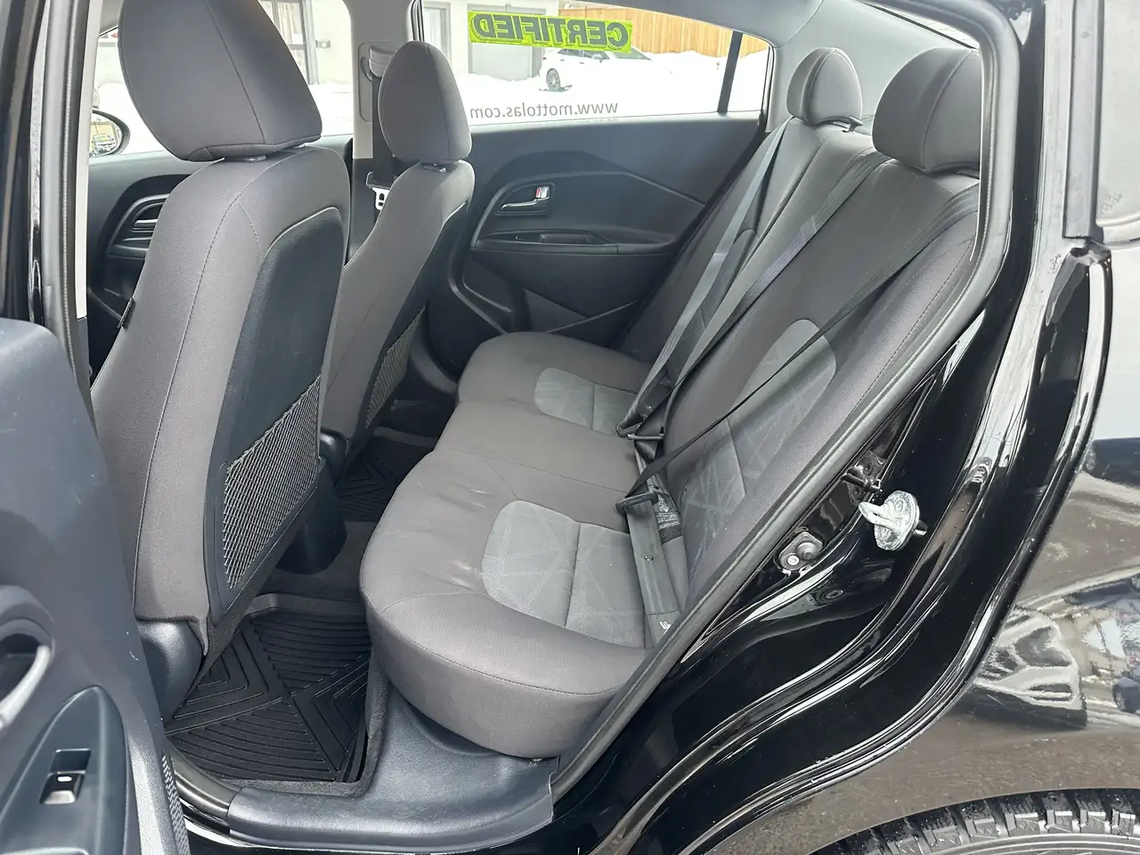 Kia Rio снимка Kia Rio