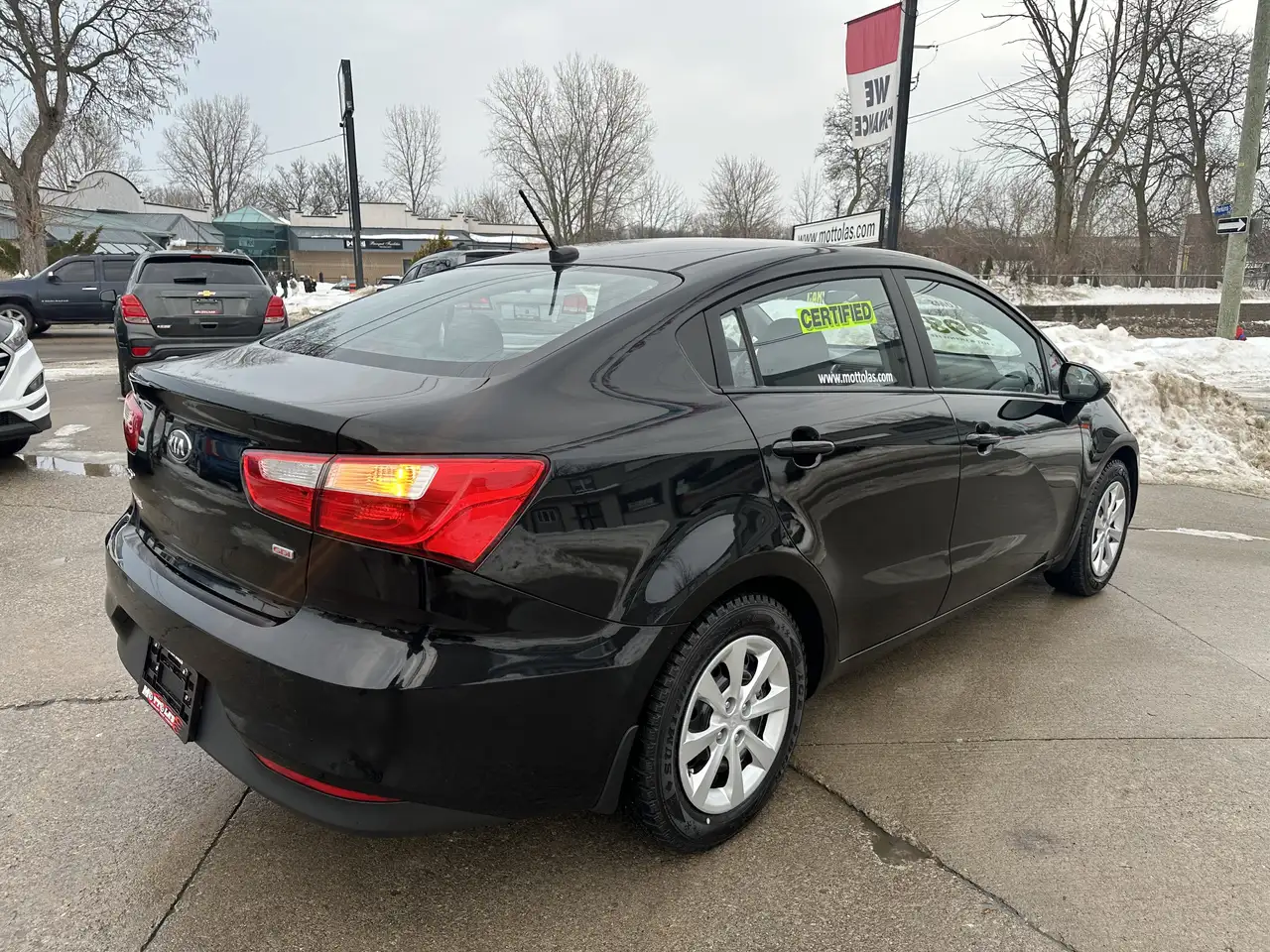 Kia Rio снимка Kia Rio