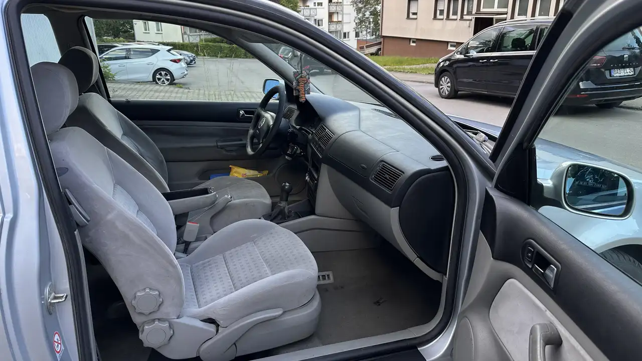 Volkswagen Golf 2.0 Comfortline, foto 3
