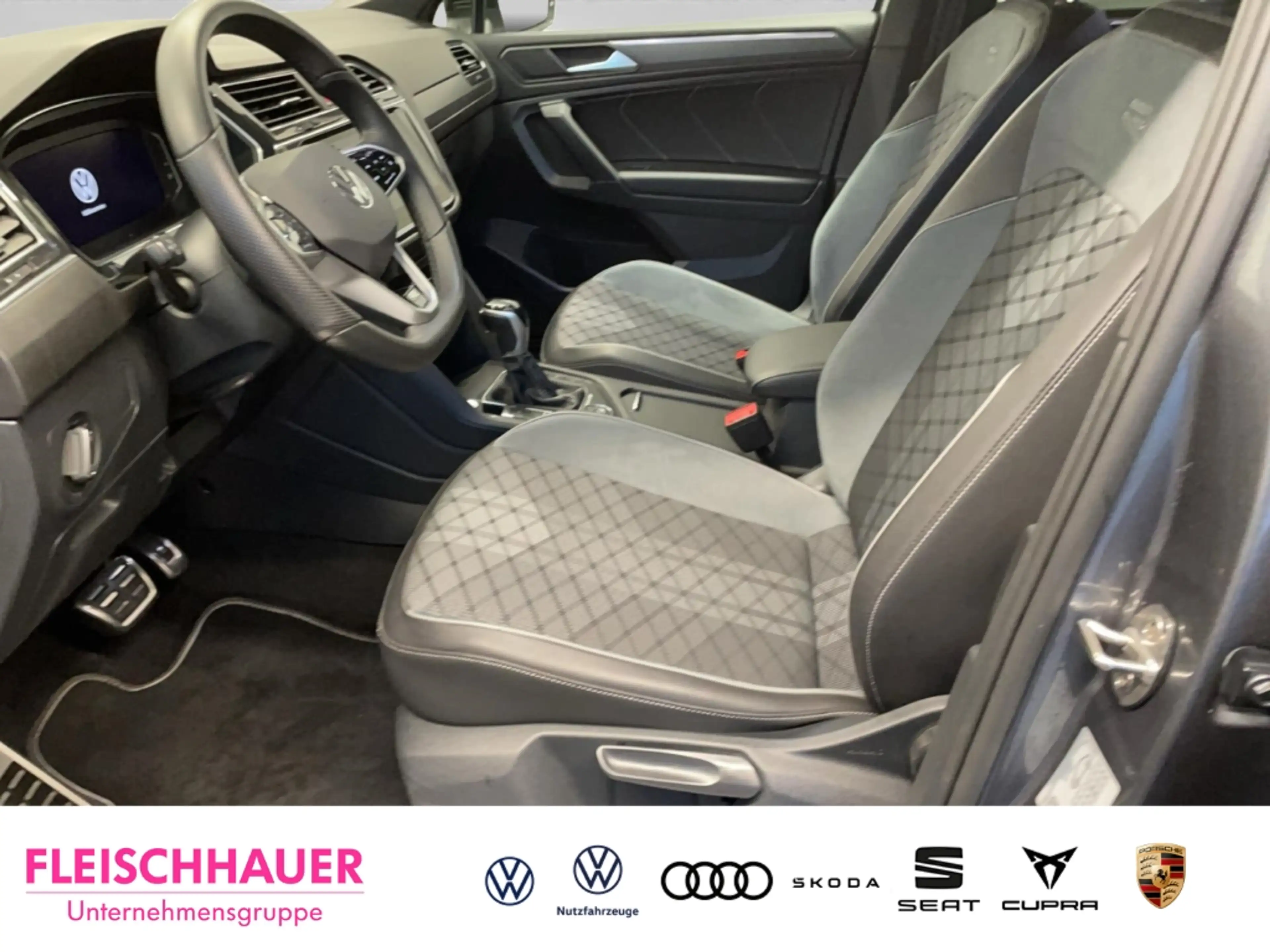 Volkswagen Tiguan Allspace 2.0 TSI R-Line 4Motion LED Navi AHK Panorama ACC K — photo 12